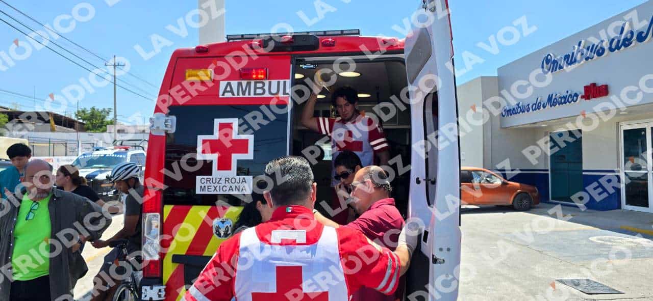 Mujer mayor causa  accidente en la Zona Centro