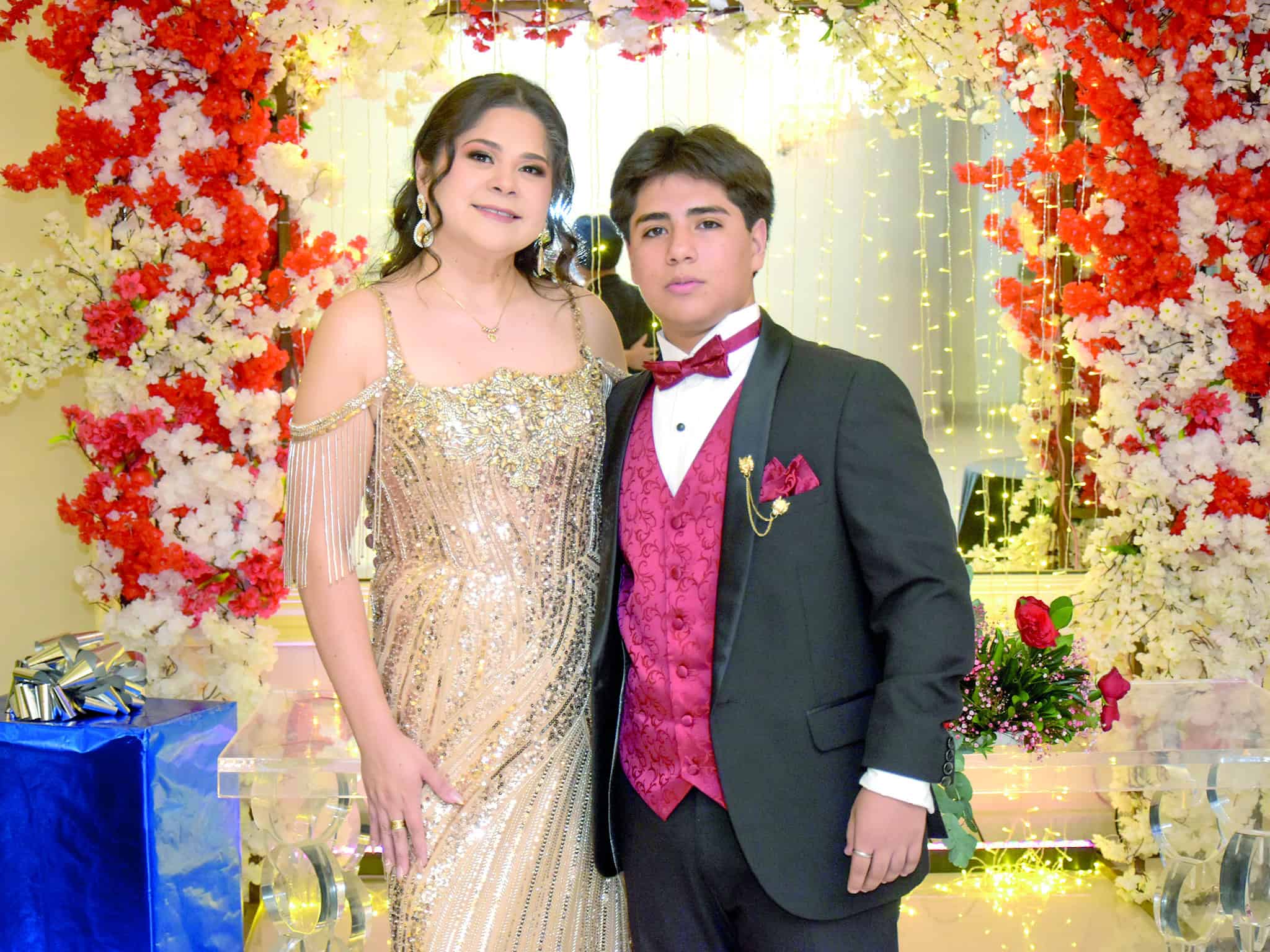 Misa y recepci&oacute;n marcan la celebraci&oacute;n de XV a&ntilde;os de Axel Emmanuel