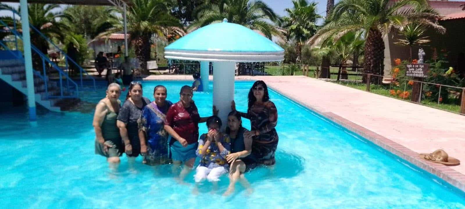 Adultos mayores de Nava disfrutan convivencia durante su mes