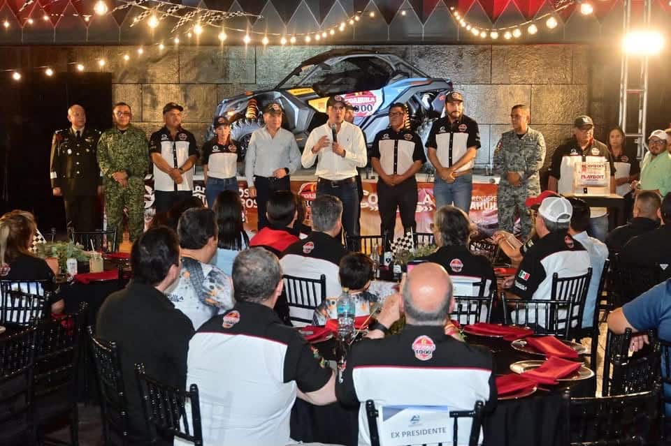 Carlos Villarreal y Manolo Jim&eacute;nez inauguran el Rally Coahuila 1000 en Monclova