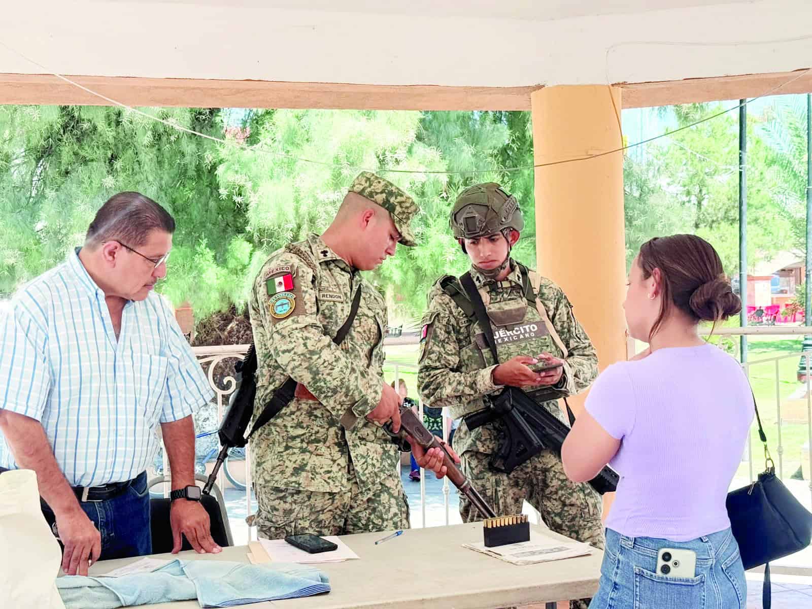 Ej&eacute;rcito Mexicano lanza campa&ntilde;a de canje de armas en M&uacute;zquiz