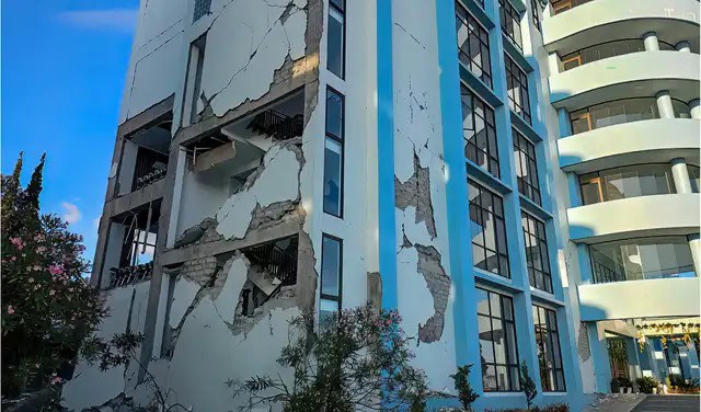 Indonesia: sismo de 7.7 provoca alerta de tsunami en Ende