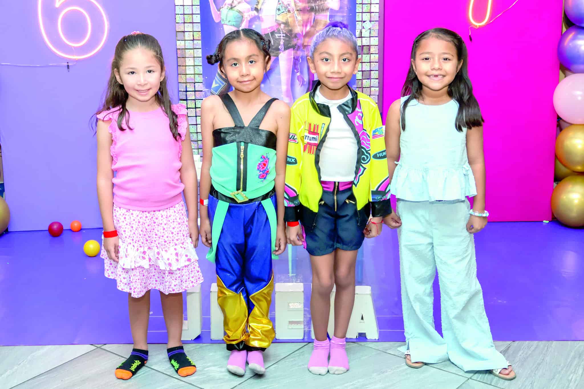 Julieta Ar&eacute;valo y Jimena celebran su cumplea&ntilde;os en familia