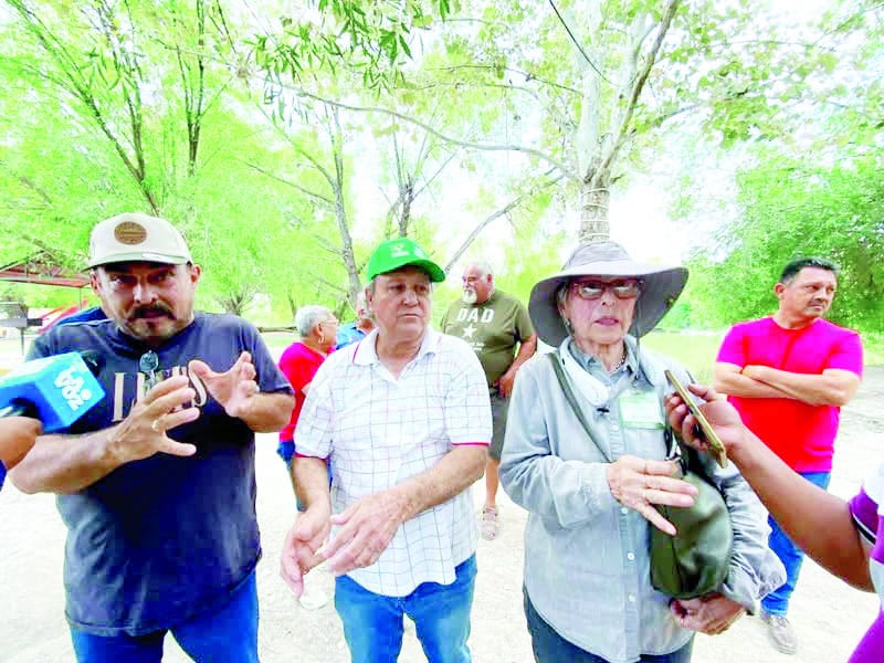 Activistas marchan en Sabinas para defender el río Sabinas