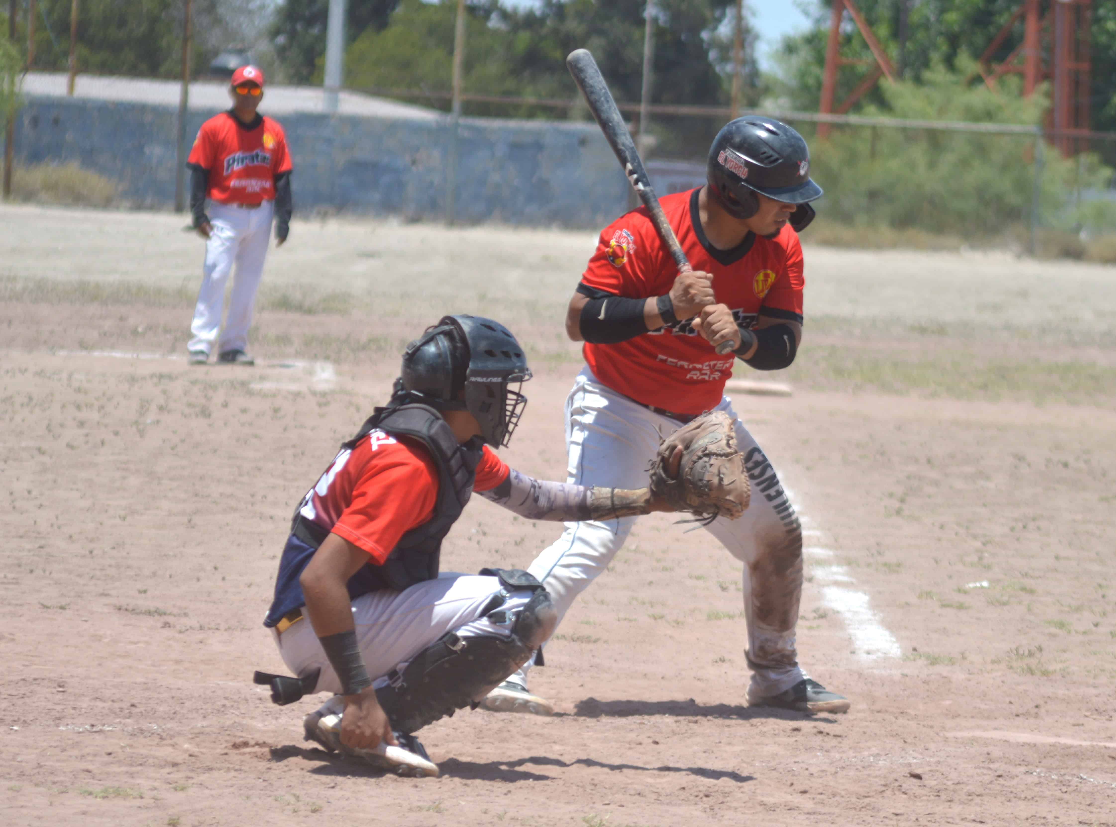 Mets y Piratas dividen triunfos en la Liga de B&eacute;isbol en Monclova