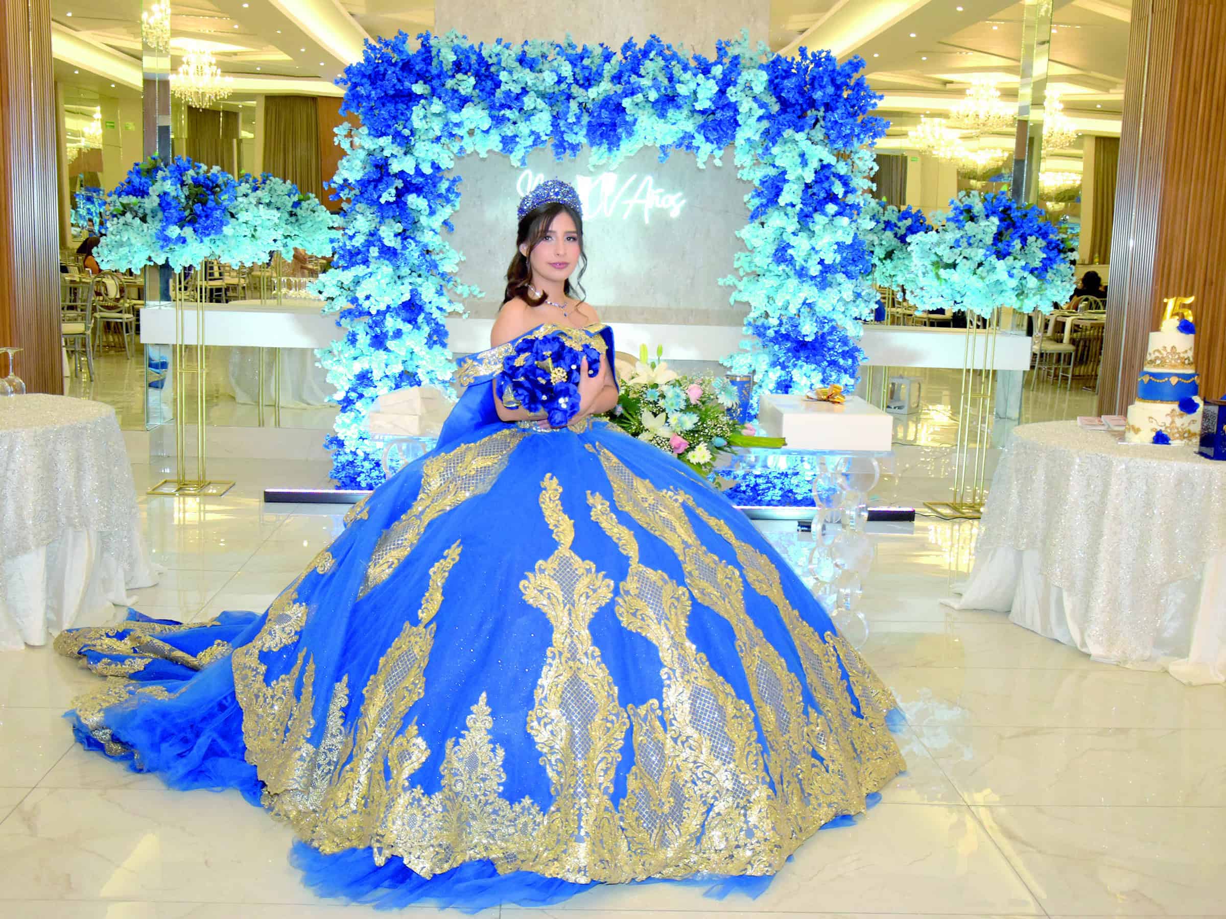 Dafhnne Pecina celebra sus 15 a&ntilde;os en misa: un emotivo evento familiar