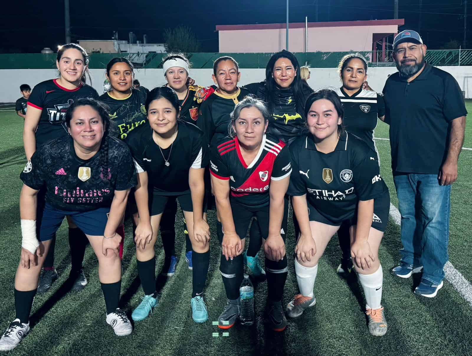 F&uacute;tbol femenil se une en Coahuila para apoyar a Porfirio Vald&eacute;s Garc&iacute;a