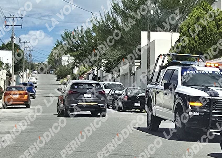 Mujer provoca choque por alcance en Monclova Mujer provoca choque por alcance en Monclova