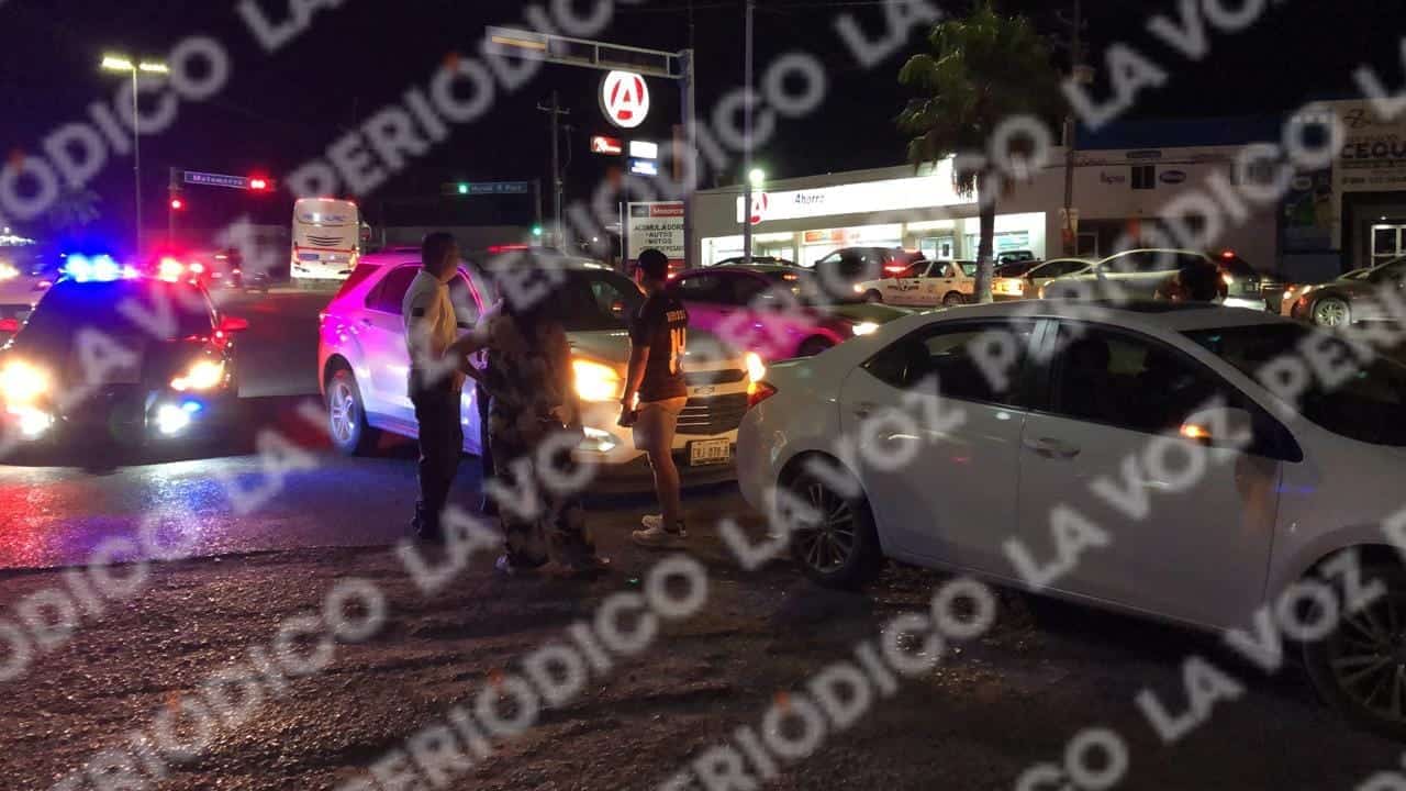 Los conductores llegaron a un acuerdo para cubrir los daños ocasionados durante el accidente.