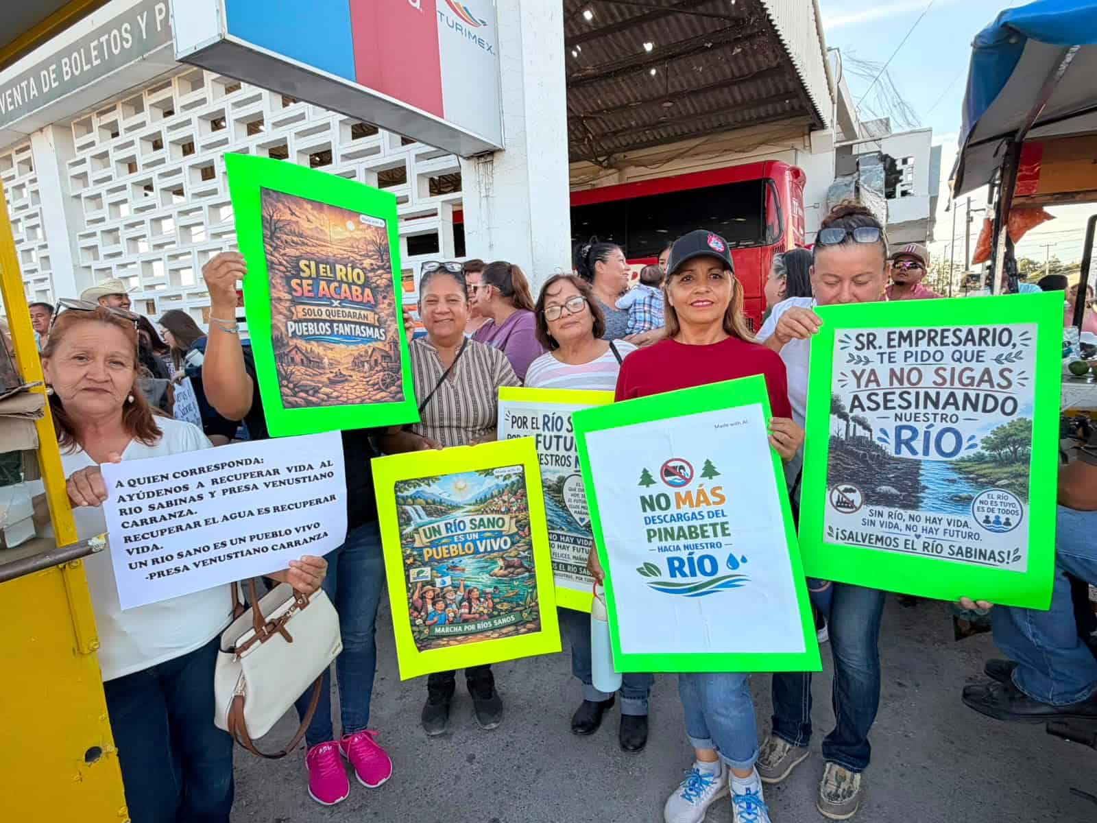 Marchan por el Río Sabinas exigen frenar contaminación