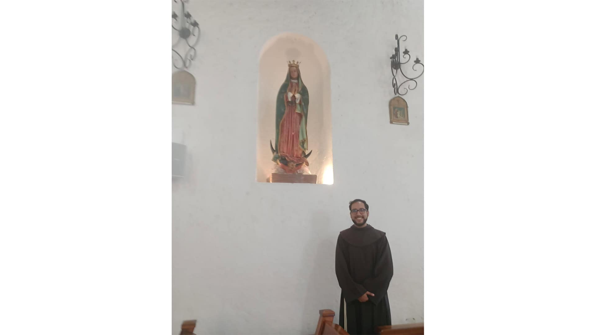 Fray &Aacute;ngel Daniel celebra su primera misa como sacerdote en Monclova