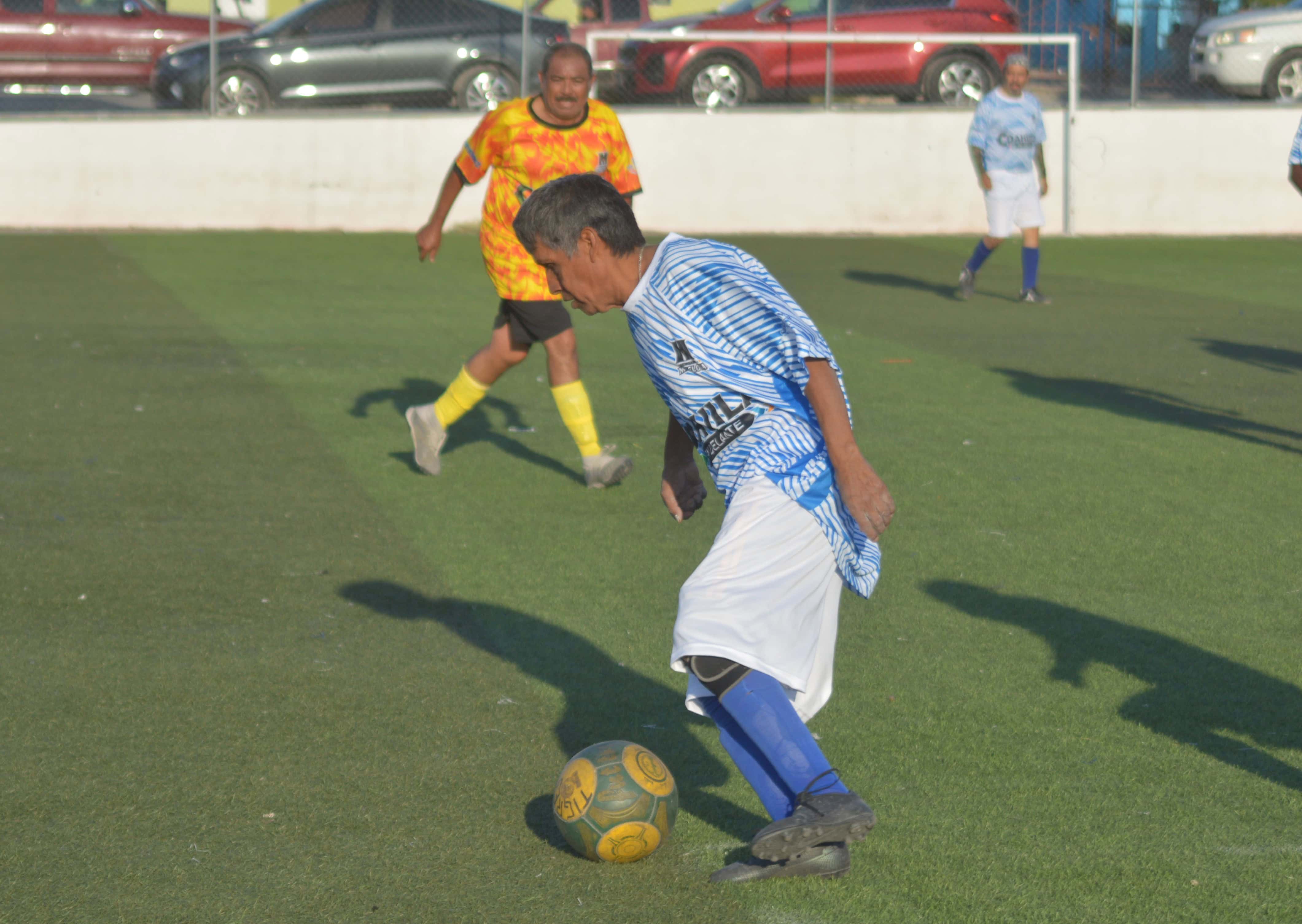 Colonia Miravalle se impone a Tigres Jr. con doblete de Juan Luis Reyes