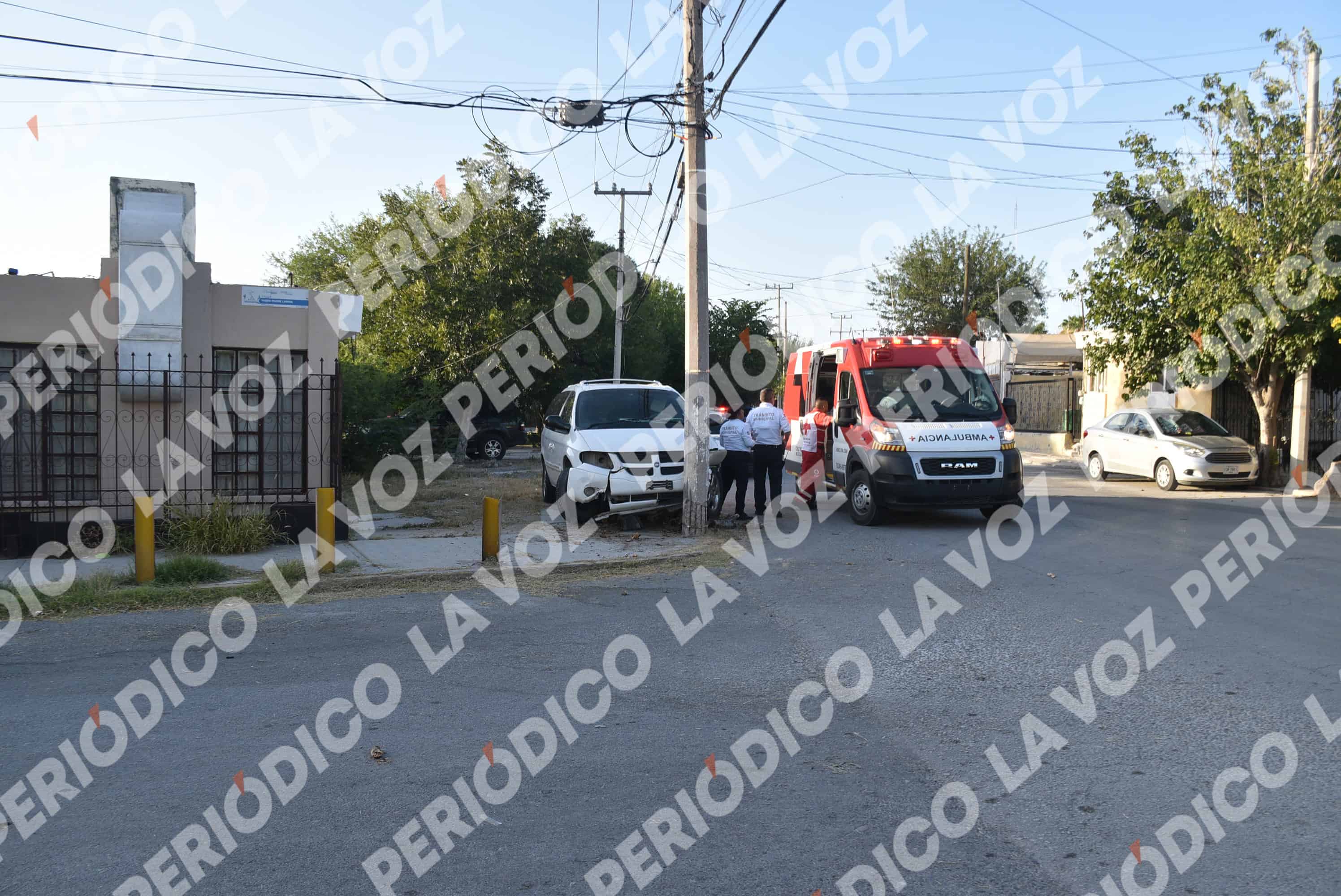 Conductor Jes&uacute;s N. resulta lesionado tras accidente en Monclova