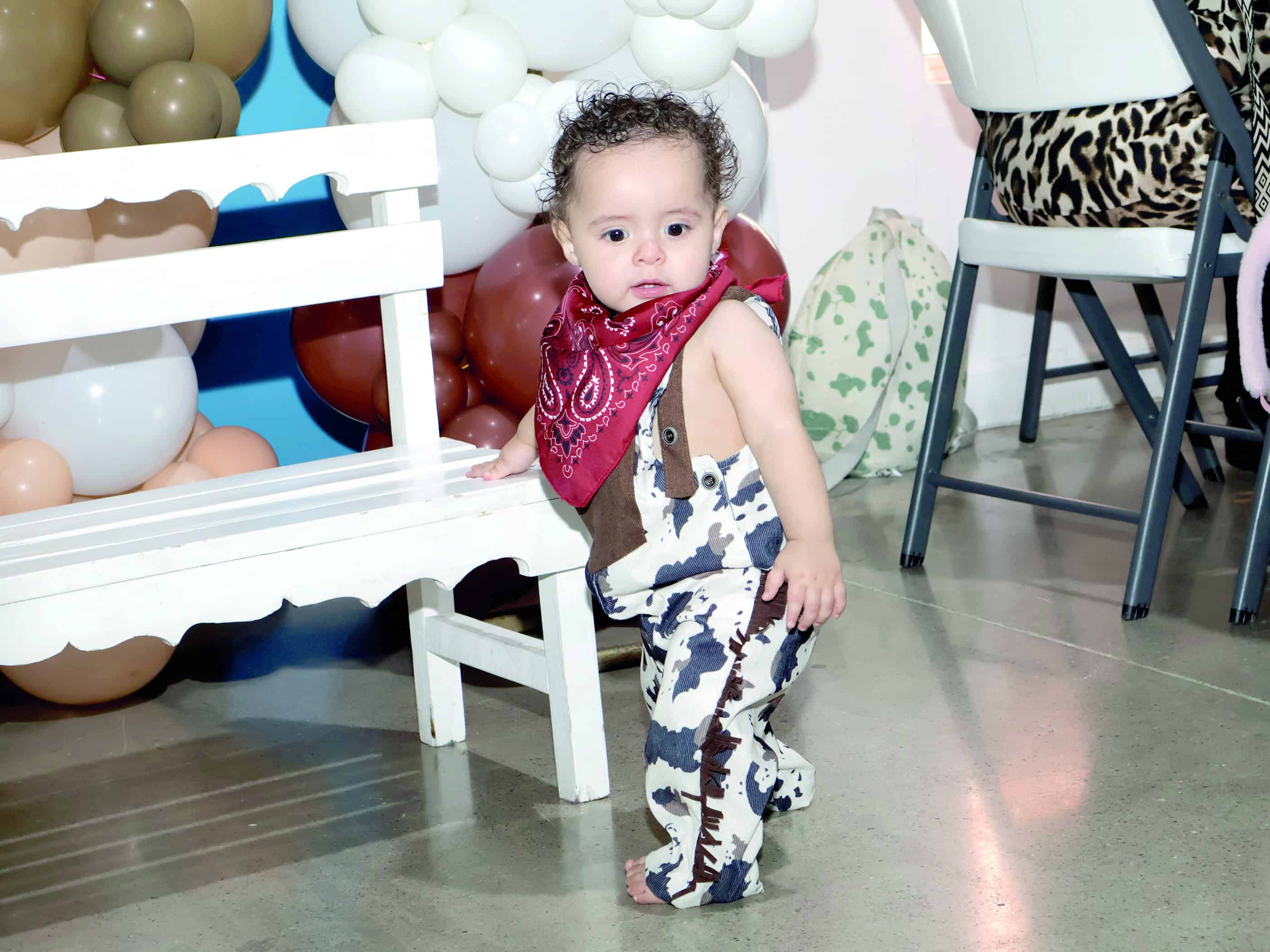 &Oacute;scar Javier Aranda celebra su primer cumplea&ntilde;os