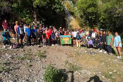 Llevan jóvenes del PRI senderismo a San Lorenzo