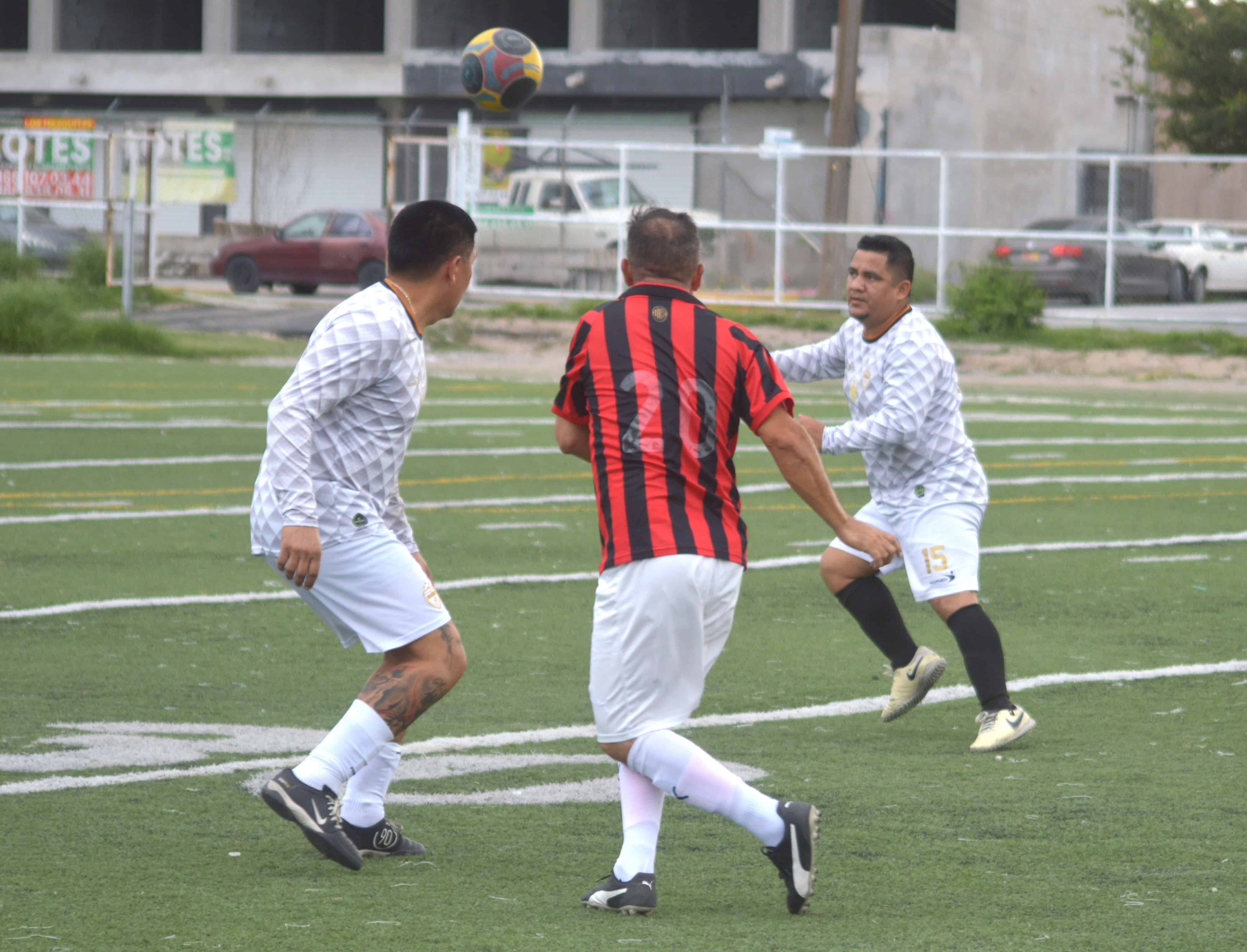 Cheyenes arrasan 5-0 a Necaxa en su debut en la Liga