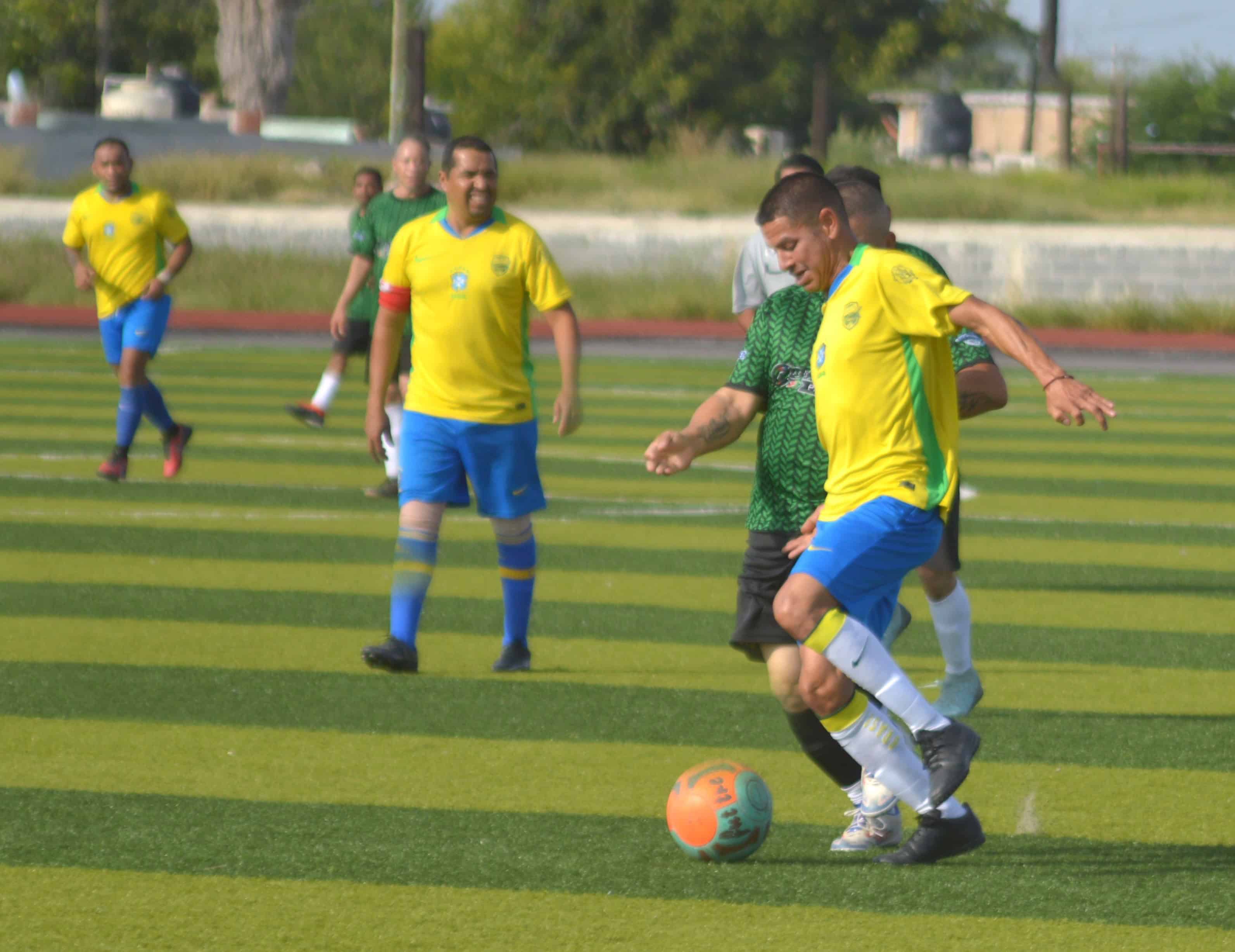 Cheyenes arrasan 5-0 a Necaxa en su debut en la Liga