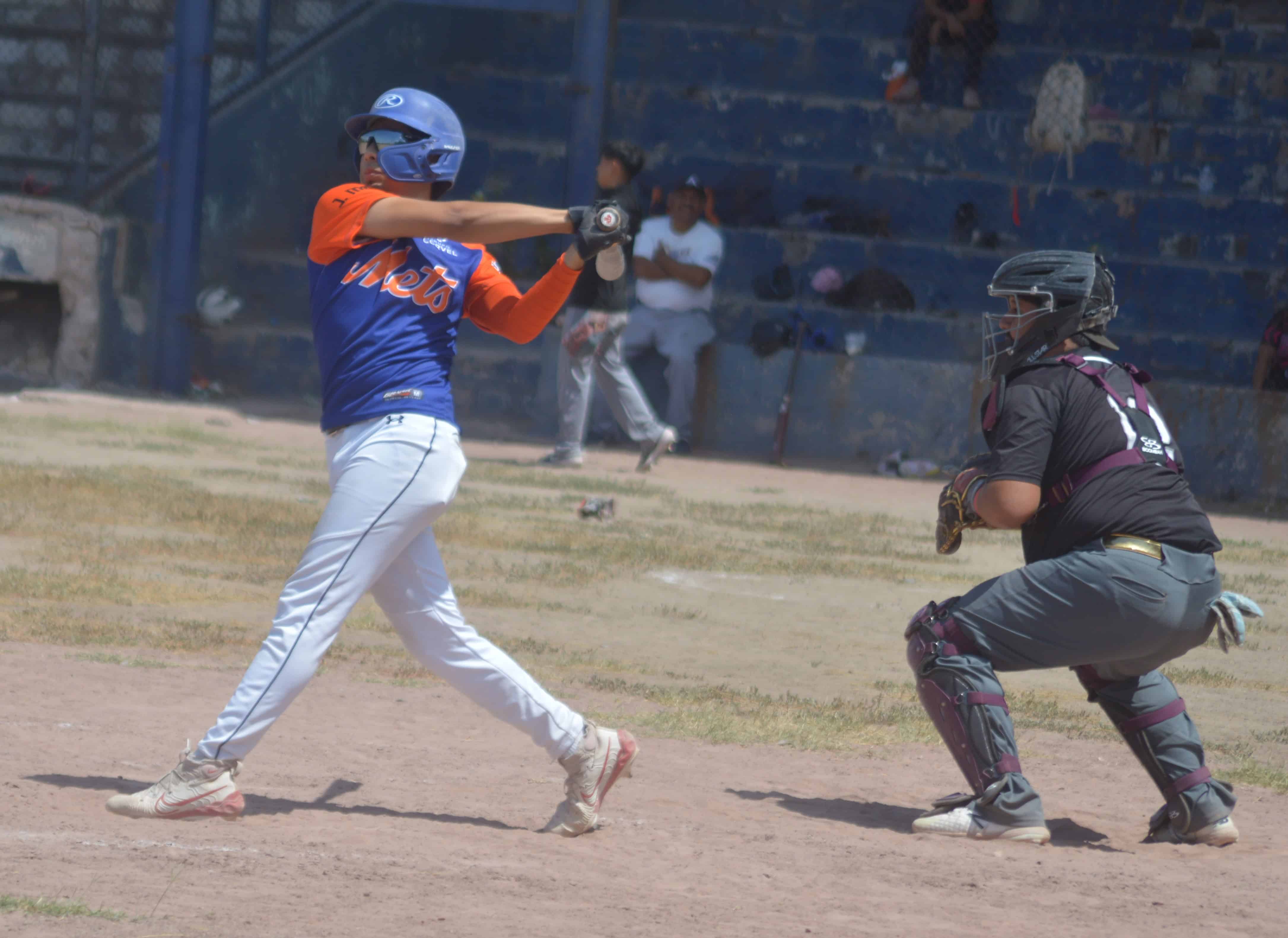 Cachorros y Mets empatan en serie: emocionante jornada en Monclova