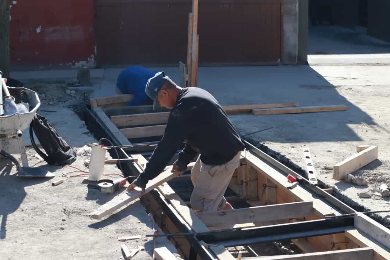 Obras Públicas de Saltillo refuerza rejillas pluviales Obras Públicas de Saltillo refuerza rejillas pluviales