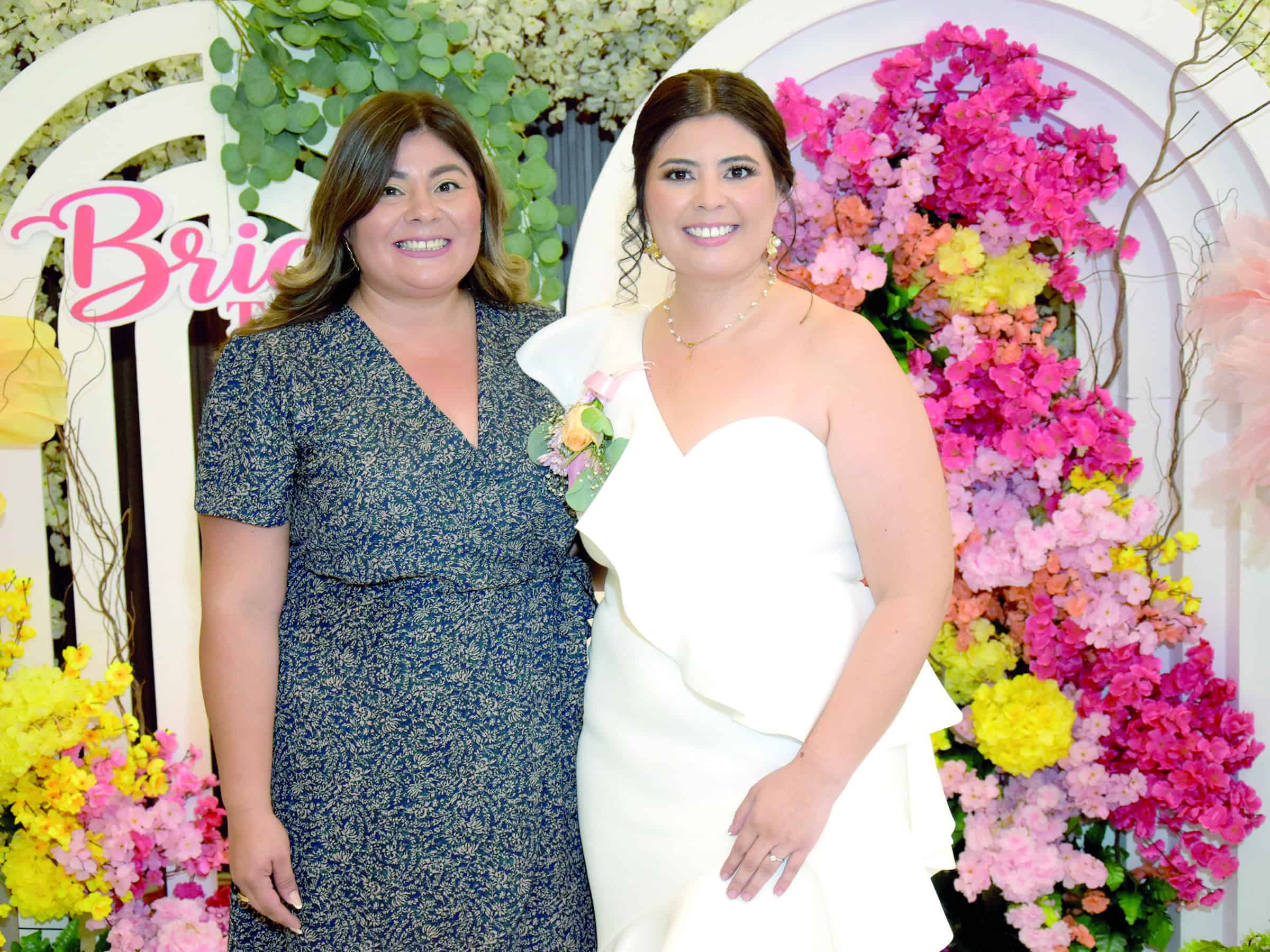 Mar&iacute;a Fernanda Aguilar celebra su despedida de soltera en evento familiar