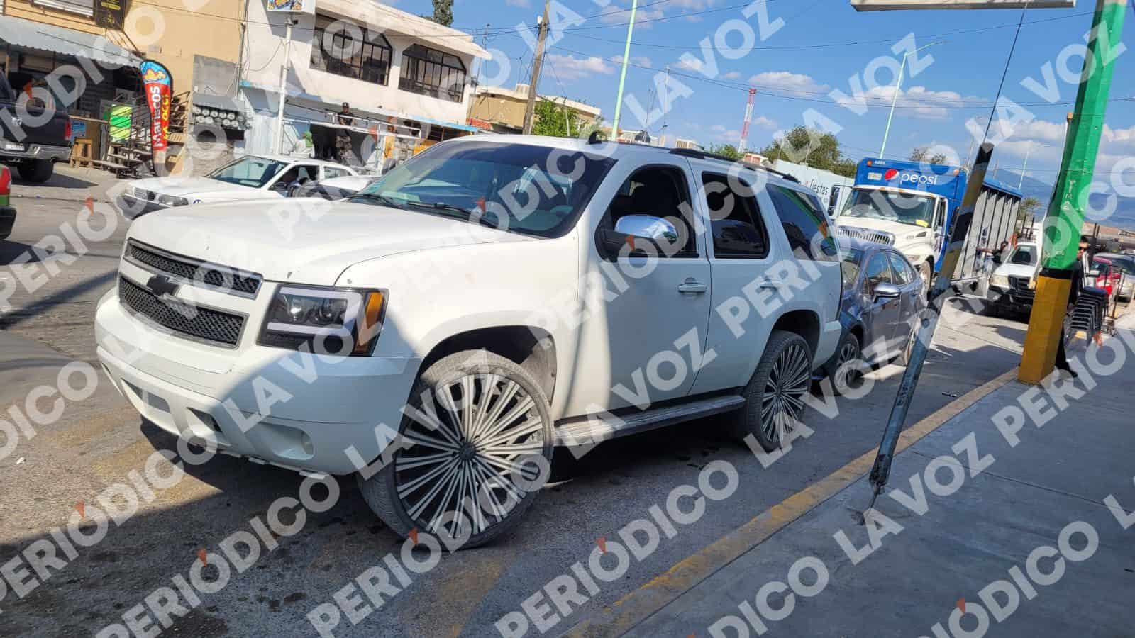 Hombre choca en colonia Occidental de Frontera