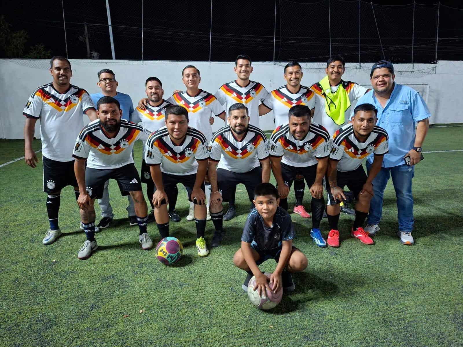 El Rey supera a Pimsa 5-2 en el torneo de futbol en Monclova