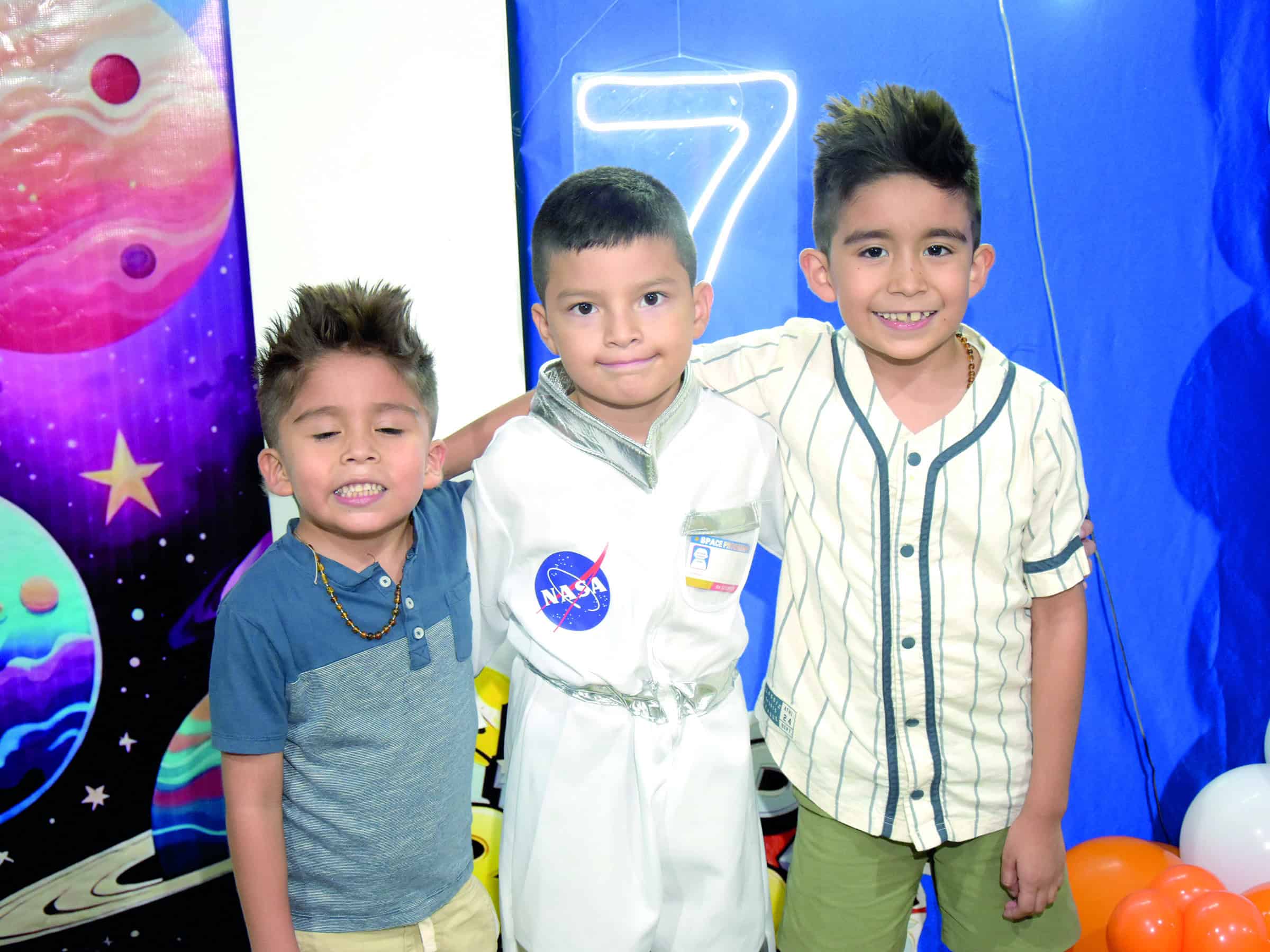 Santiago celebra su s&eacute;ptimo cumplea&ntilde;os en un sal&oacute;n infantil