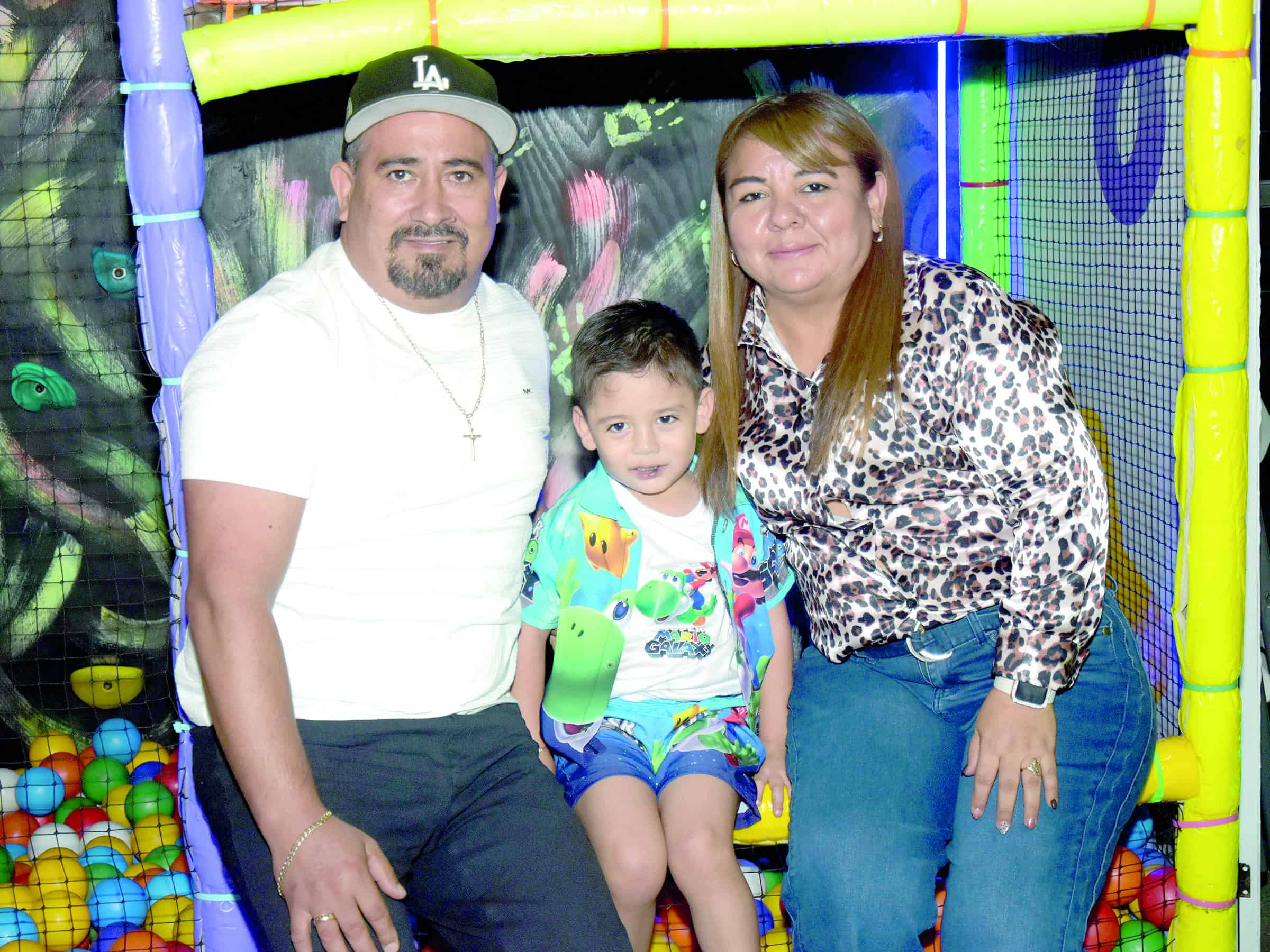Andrey Castillo celebra su cumplea&ntilde;os: fiesta tem&aacute;tica de Super Mario