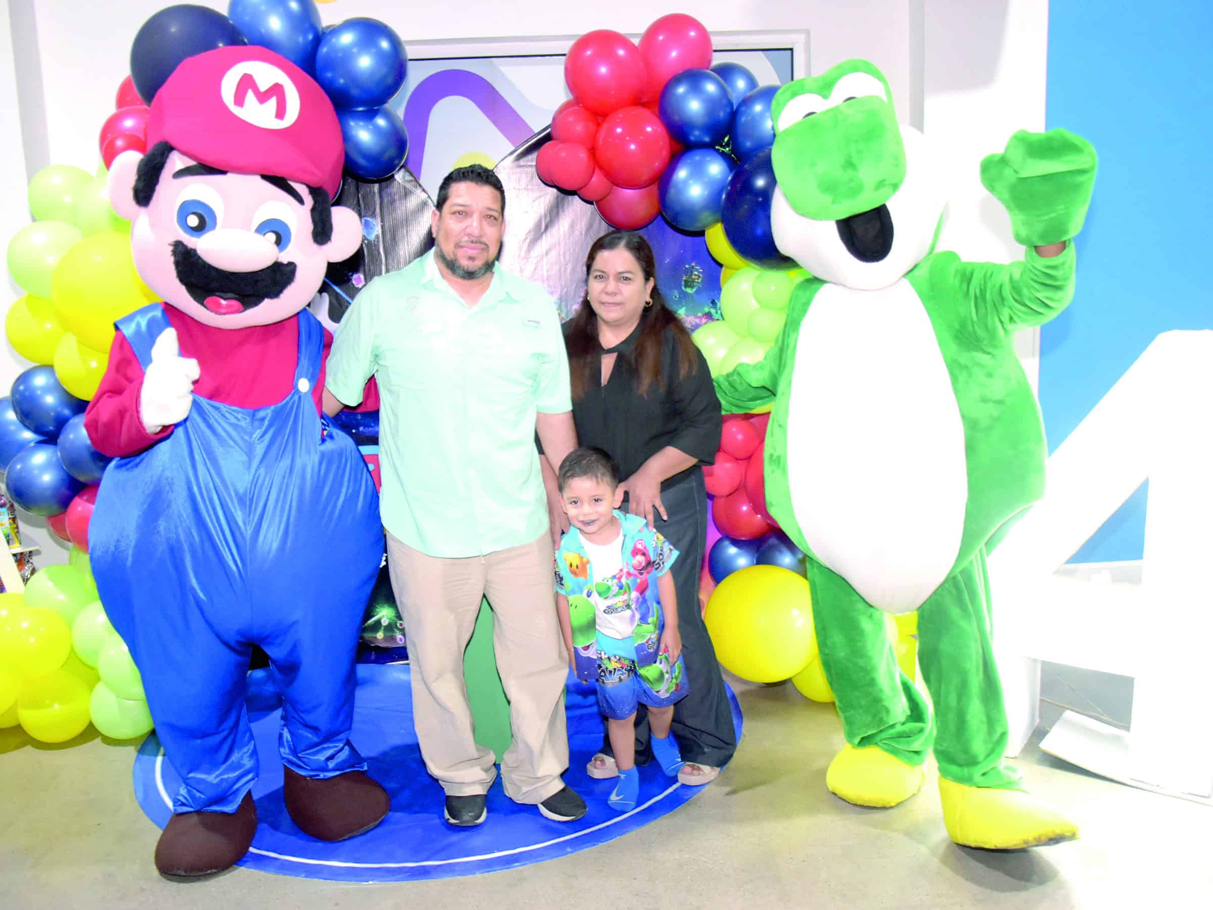 Andrey Castillo celebra su cumplea&ntilde;os: fiesta tem&aacute;tica de Super Mario