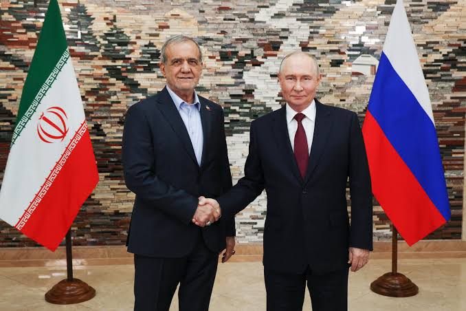 Putin respalda a Ir&aacute;n en cumbre de Shangh&aacute;i: sanciones de EE.UU.