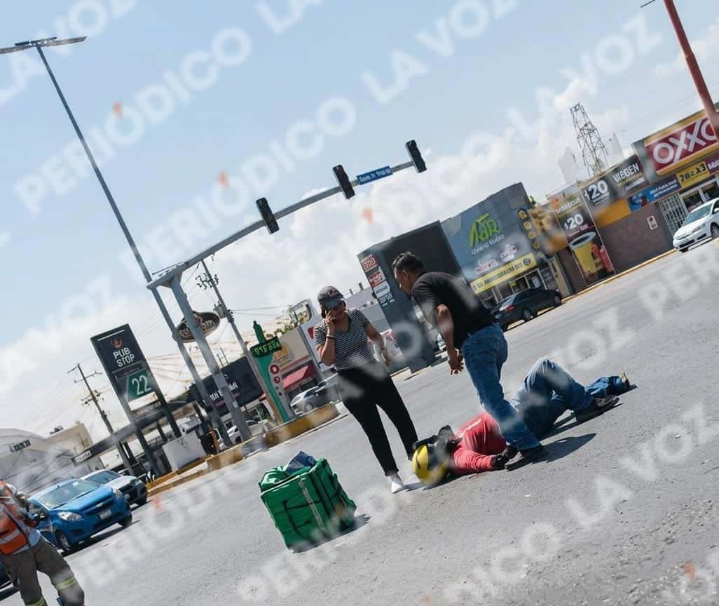 Camioneta de Bokados embiste a repartidor de Rappi en Monclova