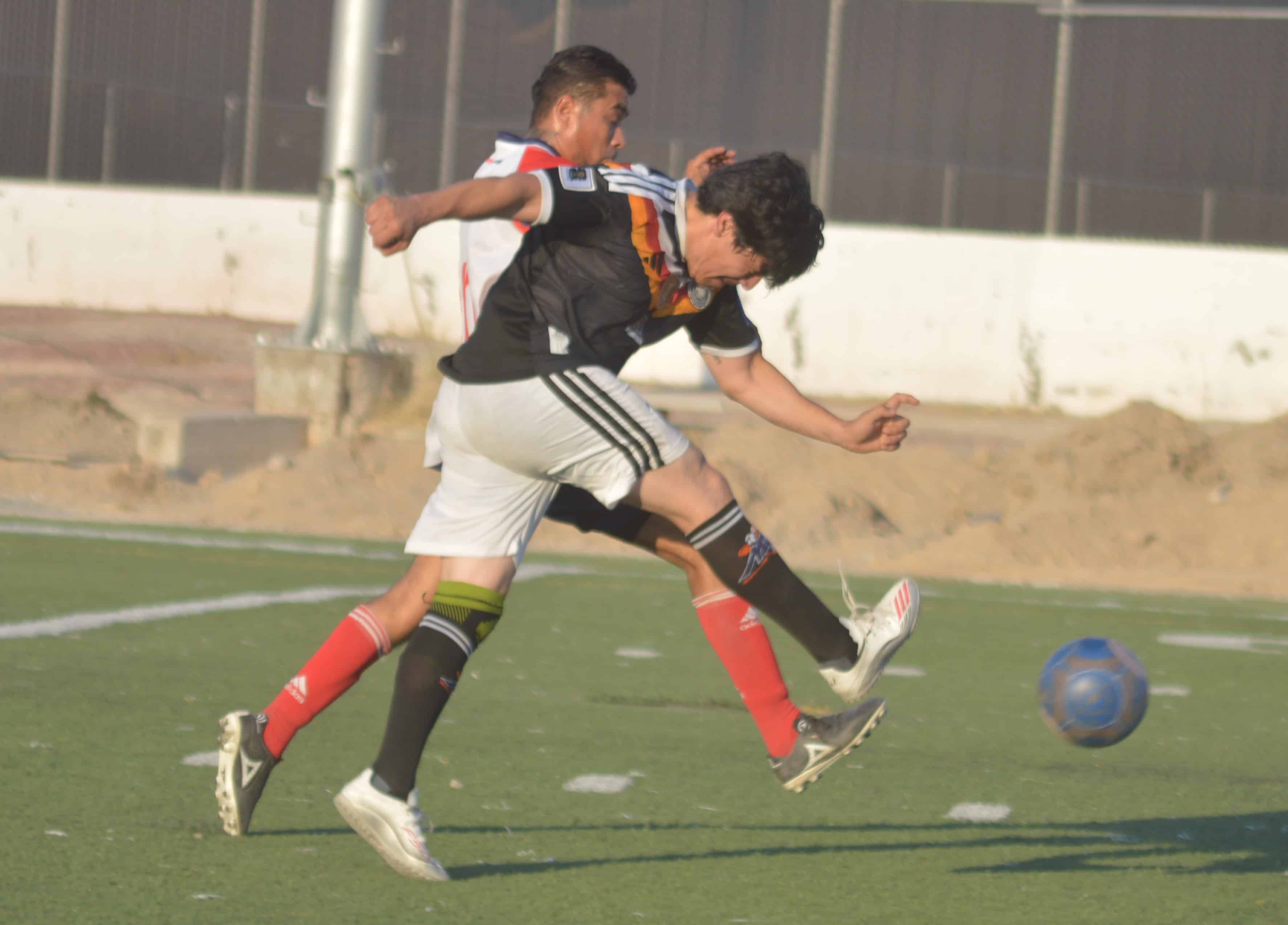 Picasso logra su primera victoria con goleada 6-1 sobre Real Pedregal