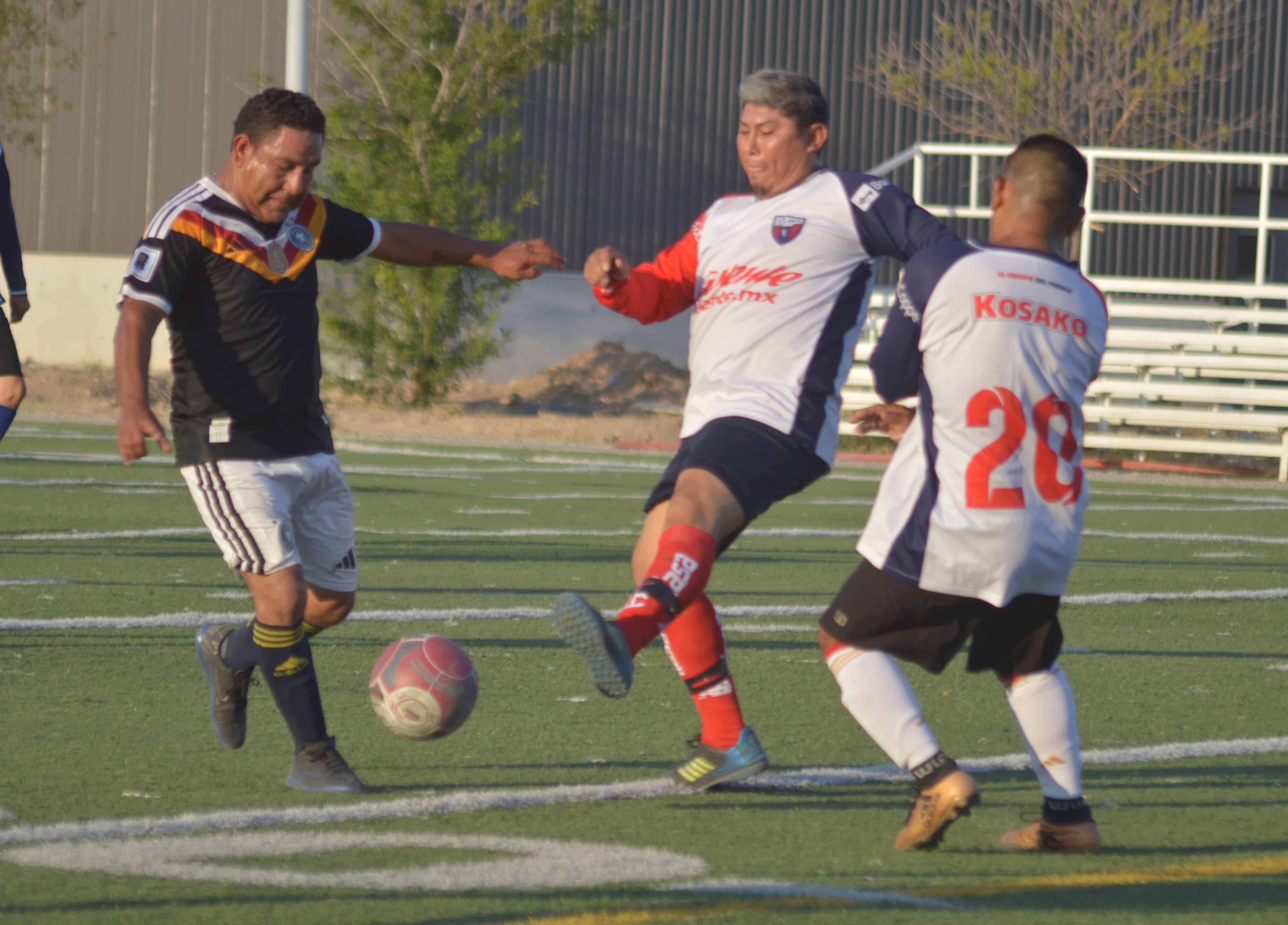 Picasso logra su primera victoria con goleada 6-1 sobre Real Pedregal