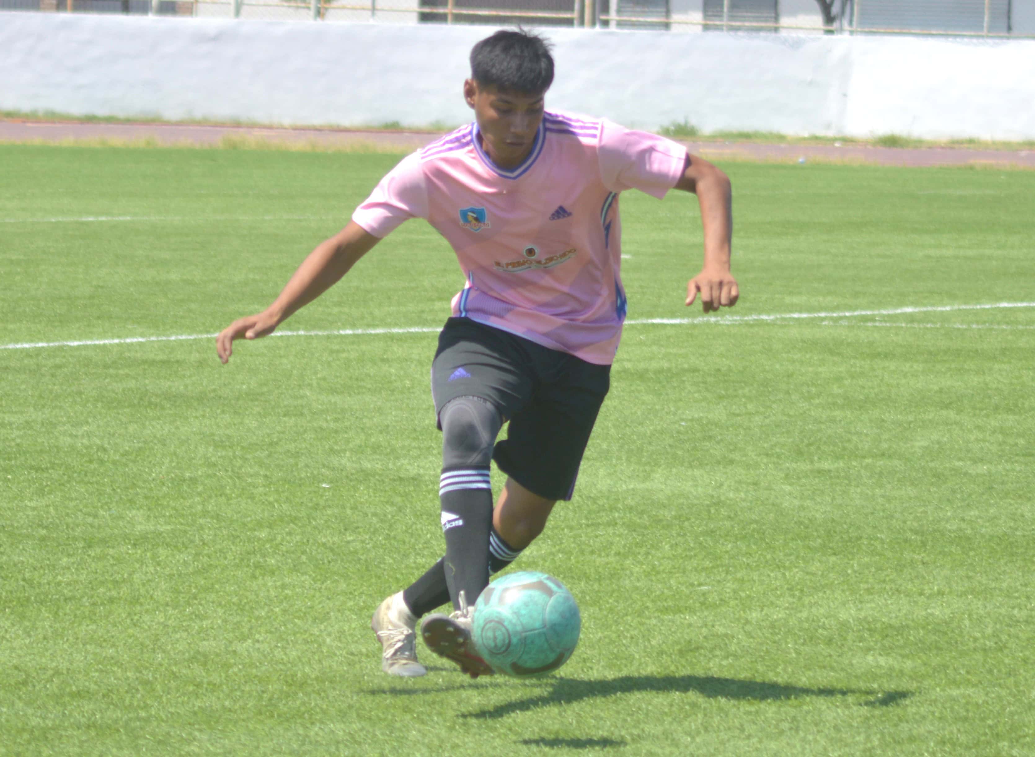 Real Colo Colo avanza a semifinales tras golear 3-0 a Andry Sport