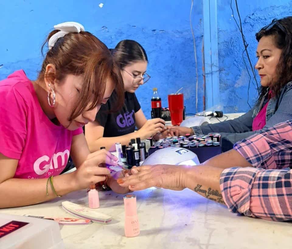 Brigadas de atenci&oacute;n integral para mujeres en Saltillo