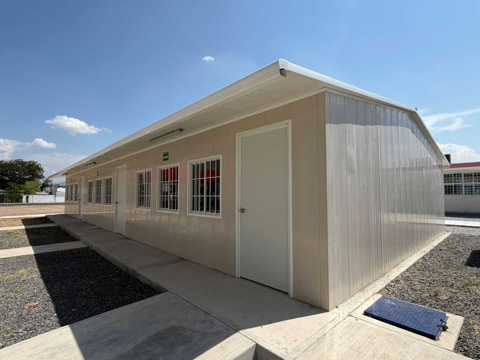 Inauguran nueva escuela en Monclova: Carlos Villarreal presente