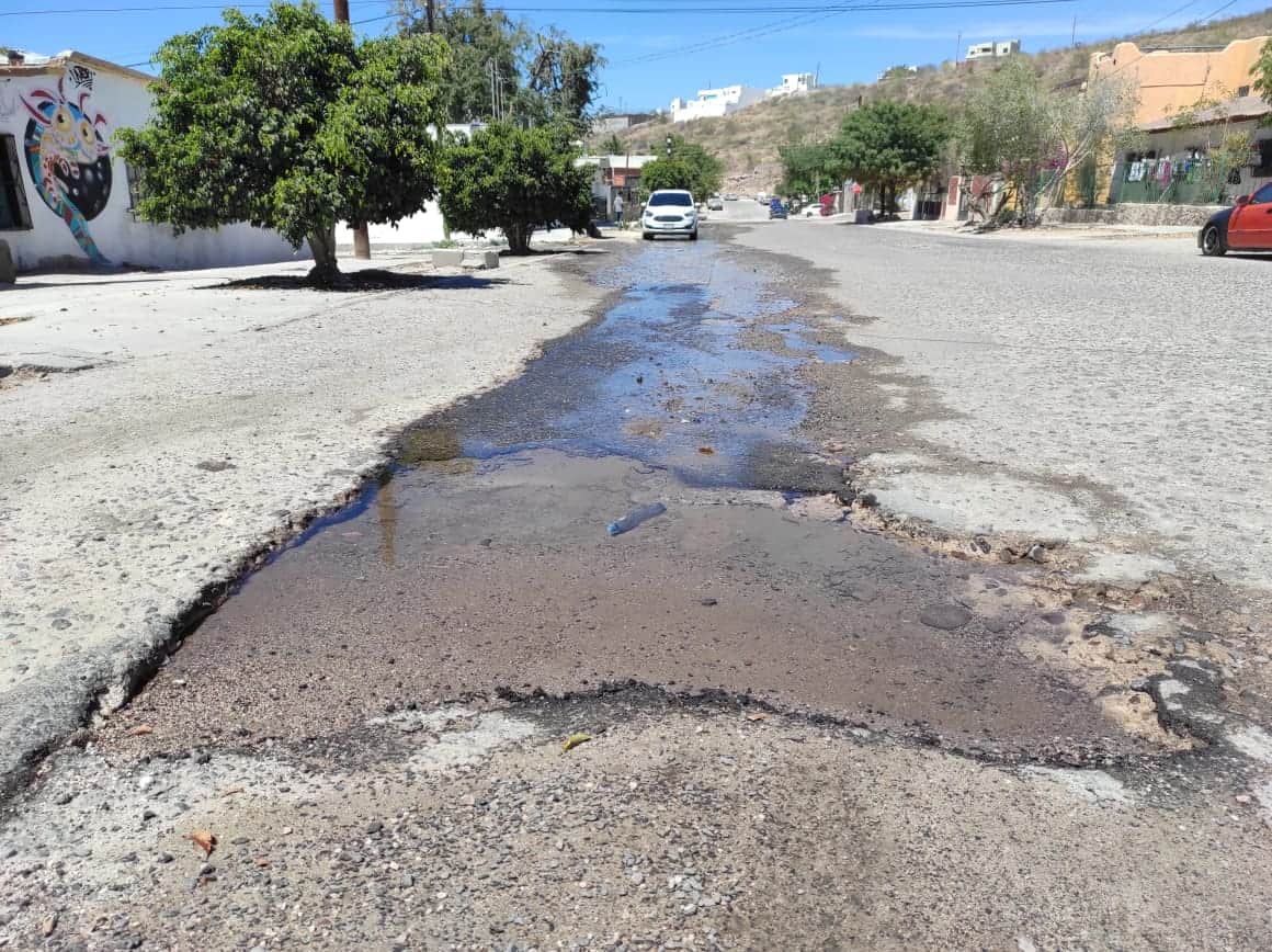 San Buenaventura: Javier Flores anuncia cambio de tubería por fugas de agua