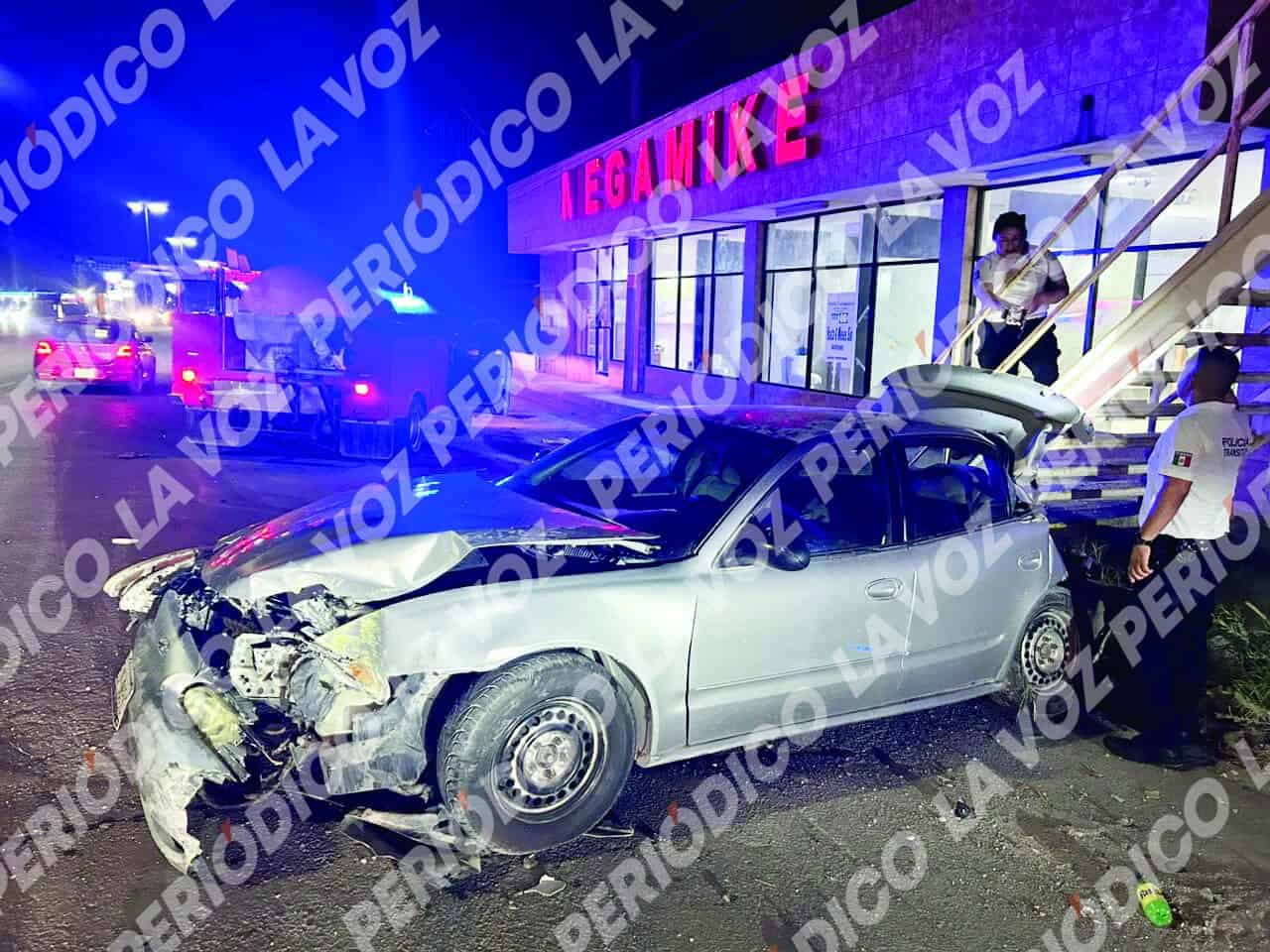 Accidente en Monclova: automovilista abandona su veh&iacute;culo tras volcar