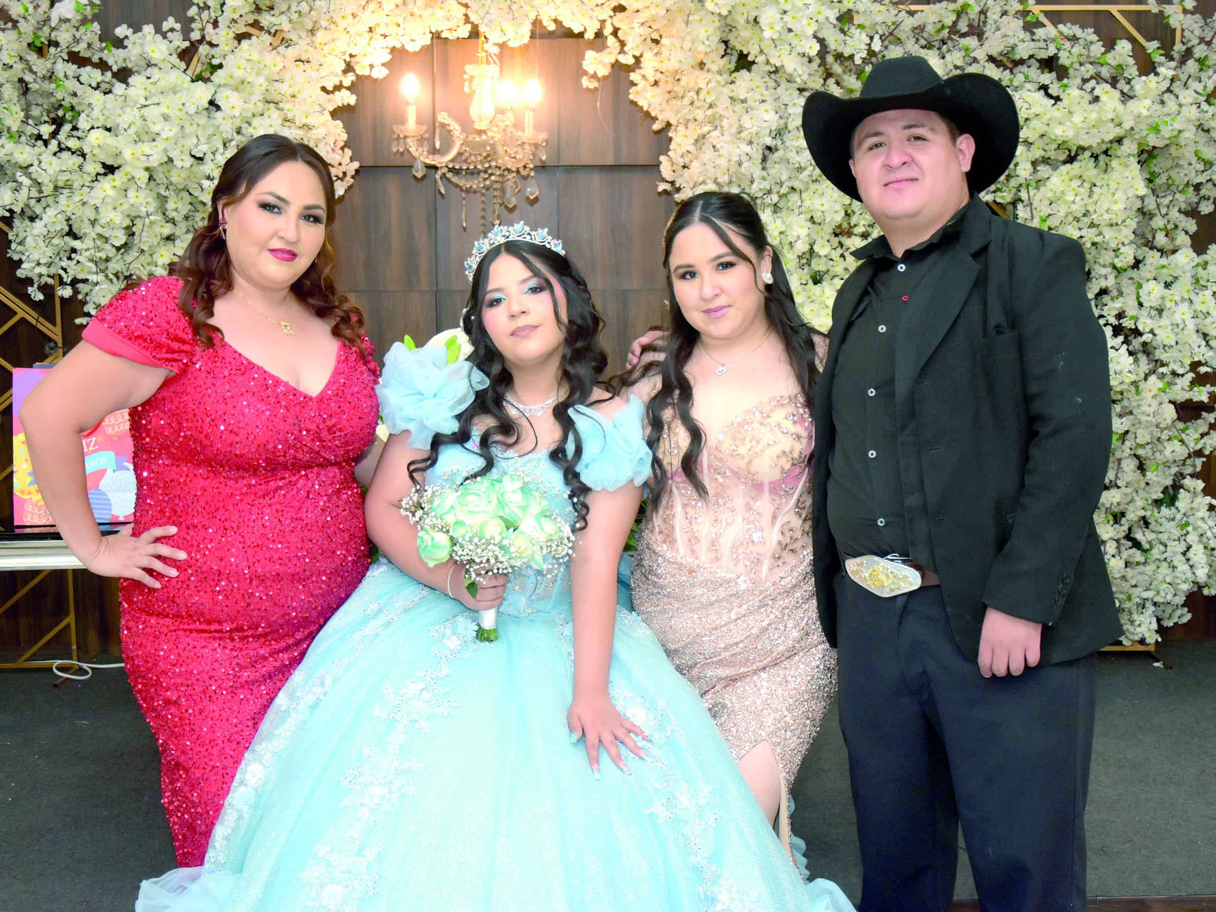 Andrea Garza celebra sus XV a&ntilde;os en Coahuila con una emotiva recepci&oacute;n