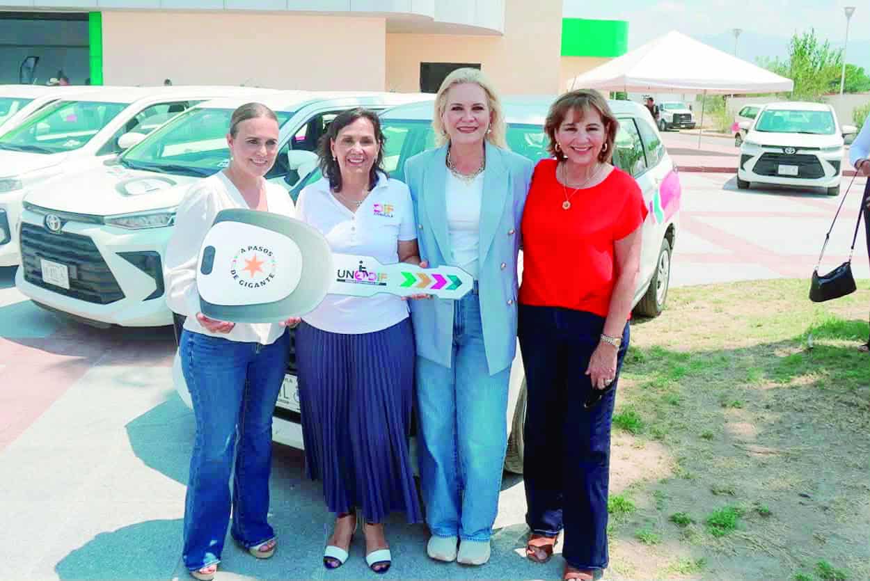Laura Jiménez entrega apoyos económicos en Múzquiz: mejora para personas con discapacidad