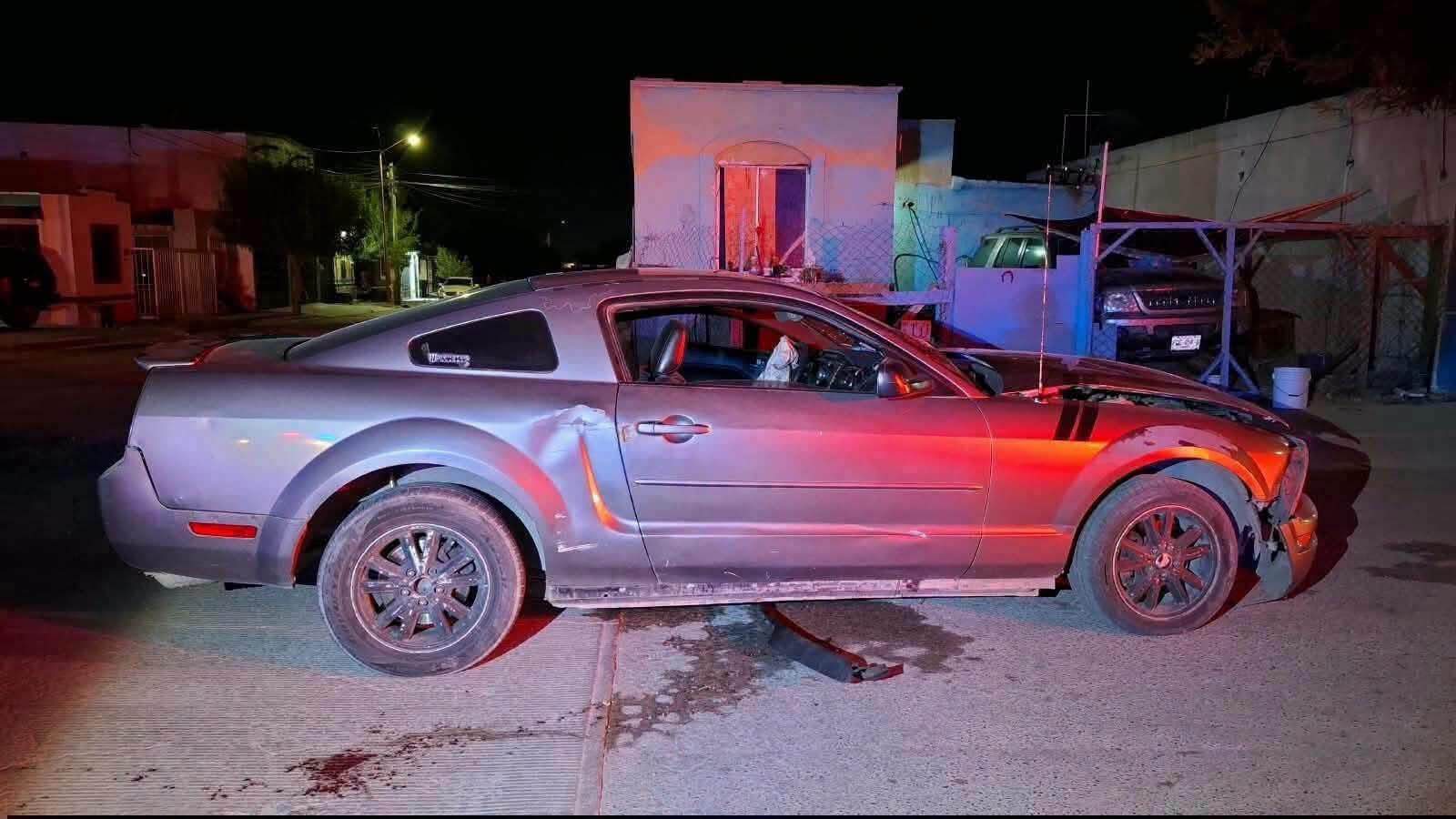 Muere joven prensada tras brutal choque contra poste y veh&iacute;culos en Acu&ntilde;a