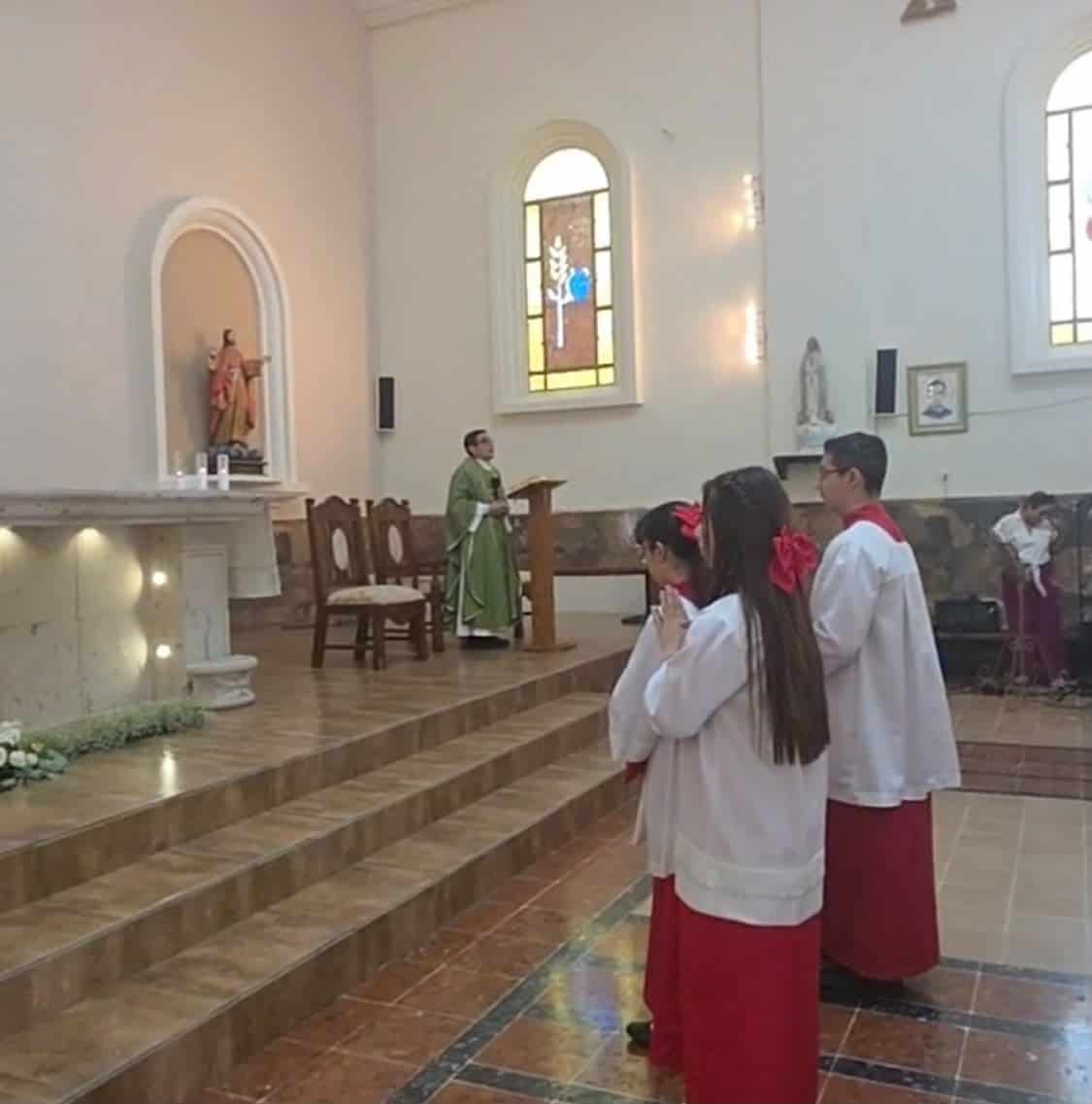Bendici&oacute;n de mochilas en M&uacute;zquiz: Jos&eacute; Emmanuel Aranda inicia ciclo escolar