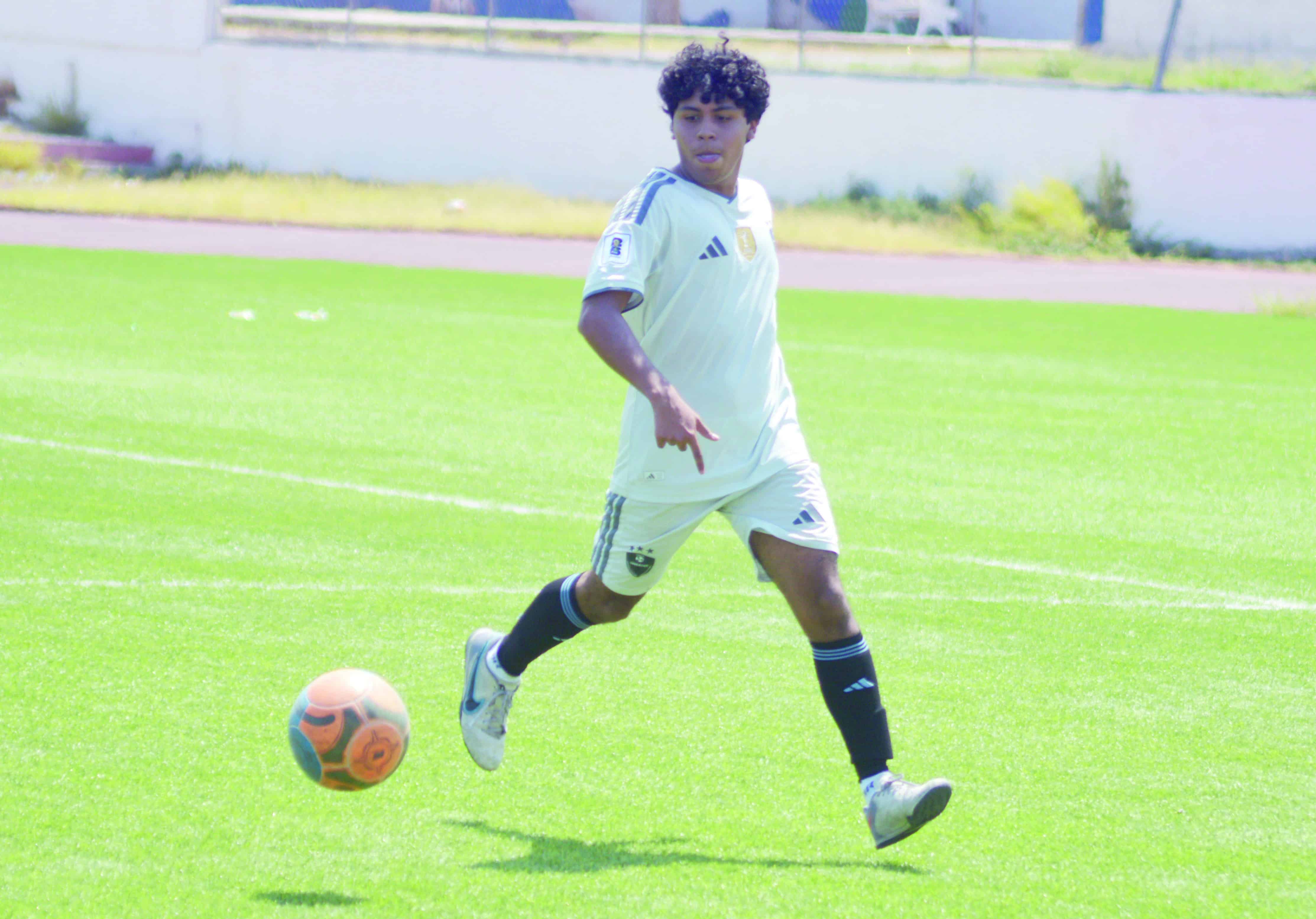 Juventus Monclova golea 4-0 a Club Deportivo Miravalle en la Liga Municipal
