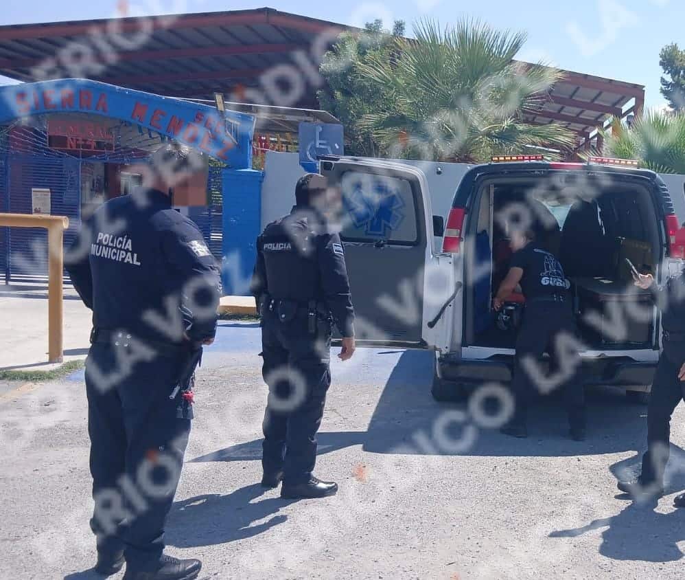 Estudiante se lesiona el pie jugando futbol en secundaria