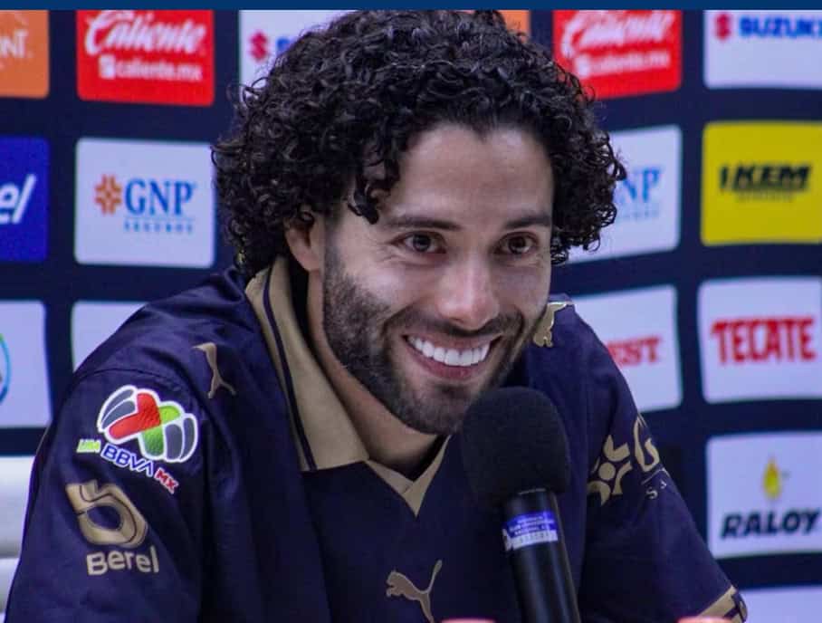 César Huerta regresa a Pumas tras su paso por Europa
