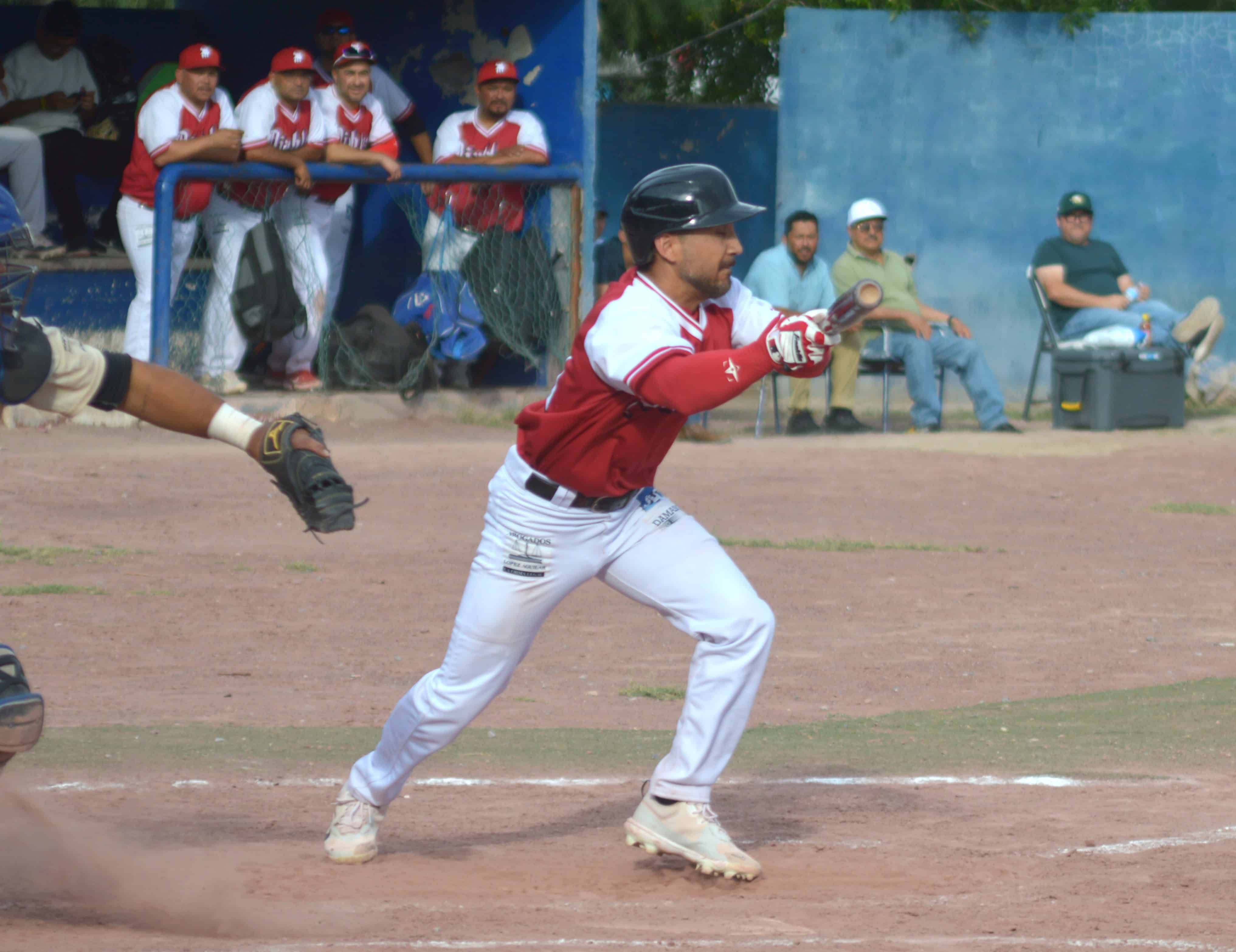 Diablos vencen a Indios: 11-3 en Liga de B&eacute;isbol 40 A&ntilde;os