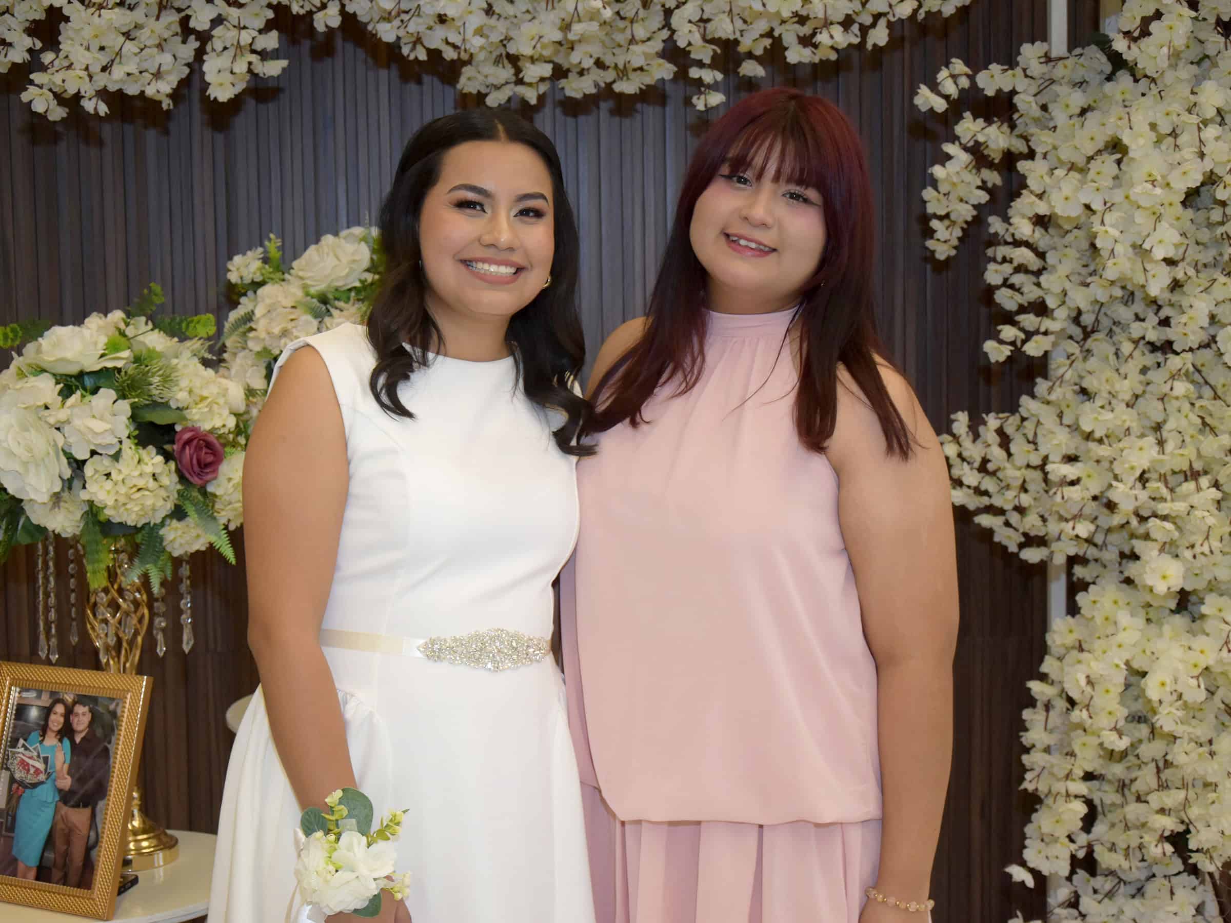 Emotiva despedida de soltera para Littzy S&aacute;nchez antes de su boda