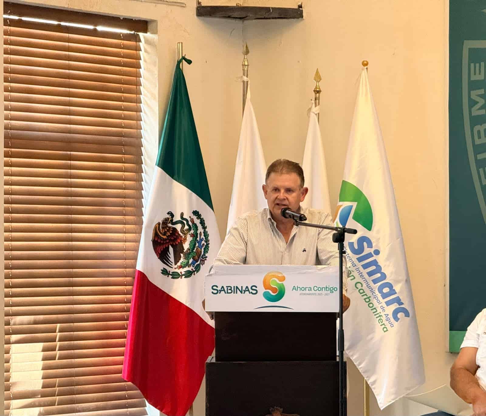 Gobierno de Coahuila mejora suministro de agua en Sabinas