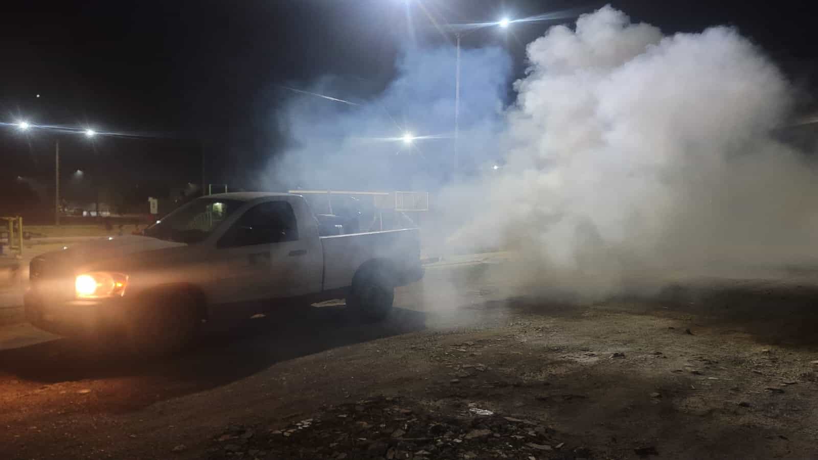Jurisdicción Sanitaria No. 3 fumiga colonia San Antonio en Sabinas Jurisdicción Sanitaria No. 3 fumiga colonia San Antonio en Sabinas