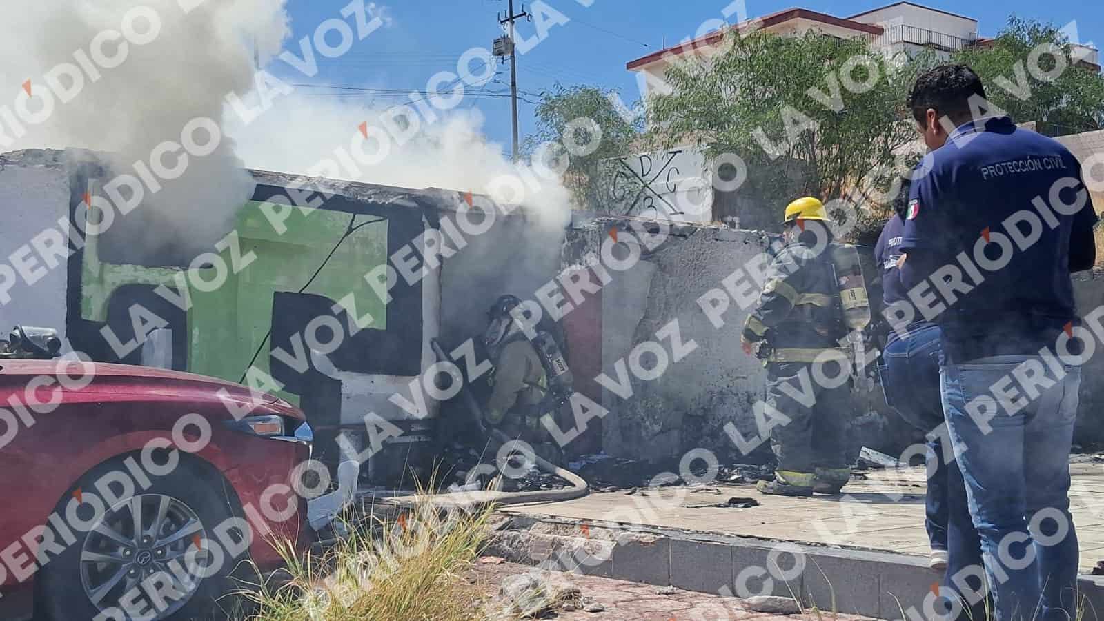 Protecci&oacute;n Civil y Bomberos atienden incendio en Monclova